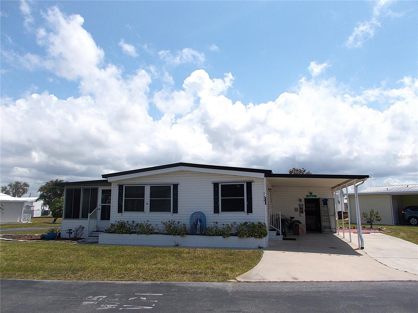 Details for 542 Walnut Circle, VENICE, FL 34285