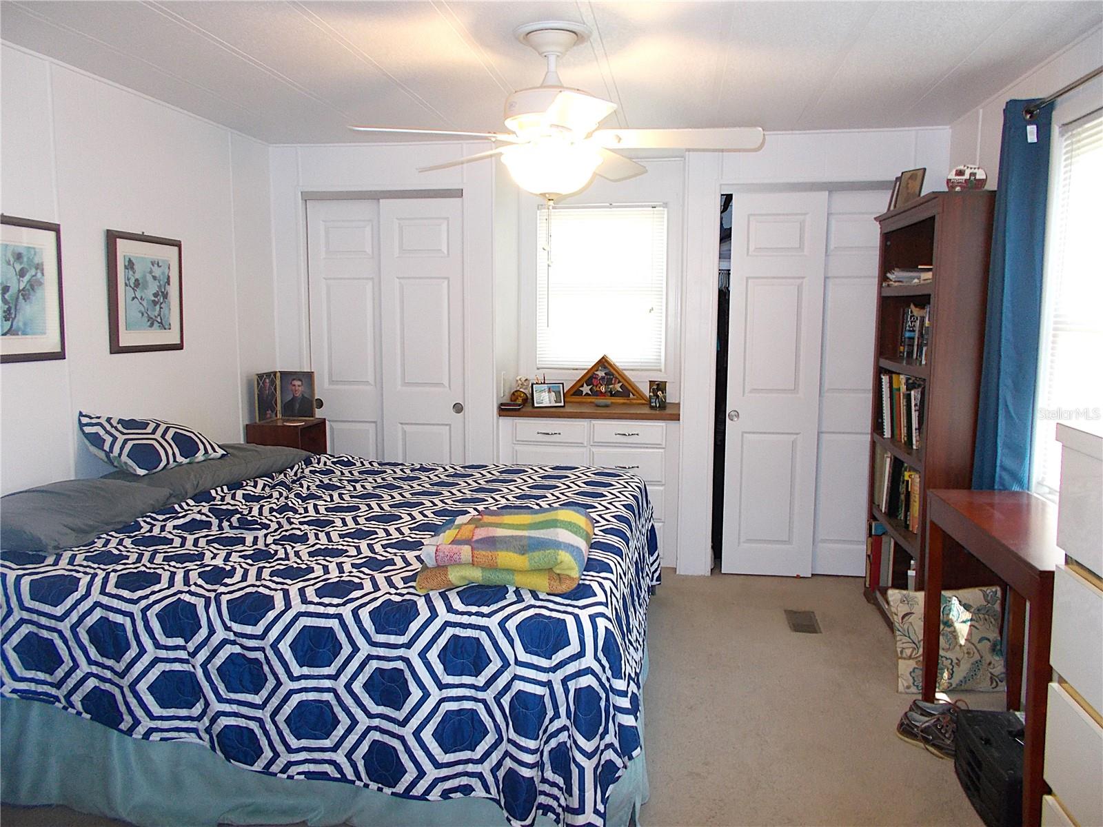 Image 15 of 23 For 542 Walnut Circle