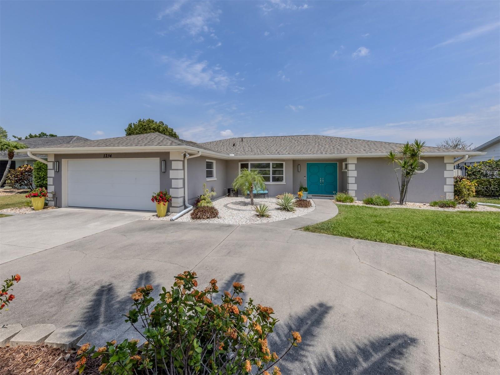 Image 4 of 69 For 1234 Paradise Way