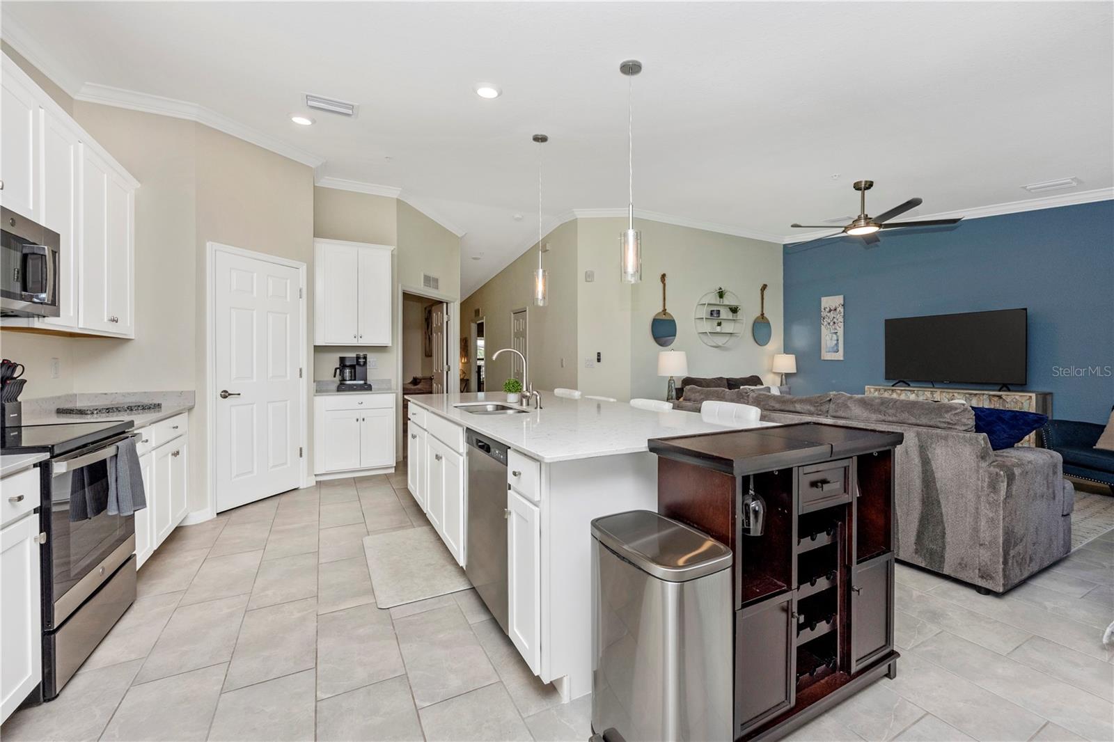 Image 18 of 72 For 5674 Palmer Circle Drive 203