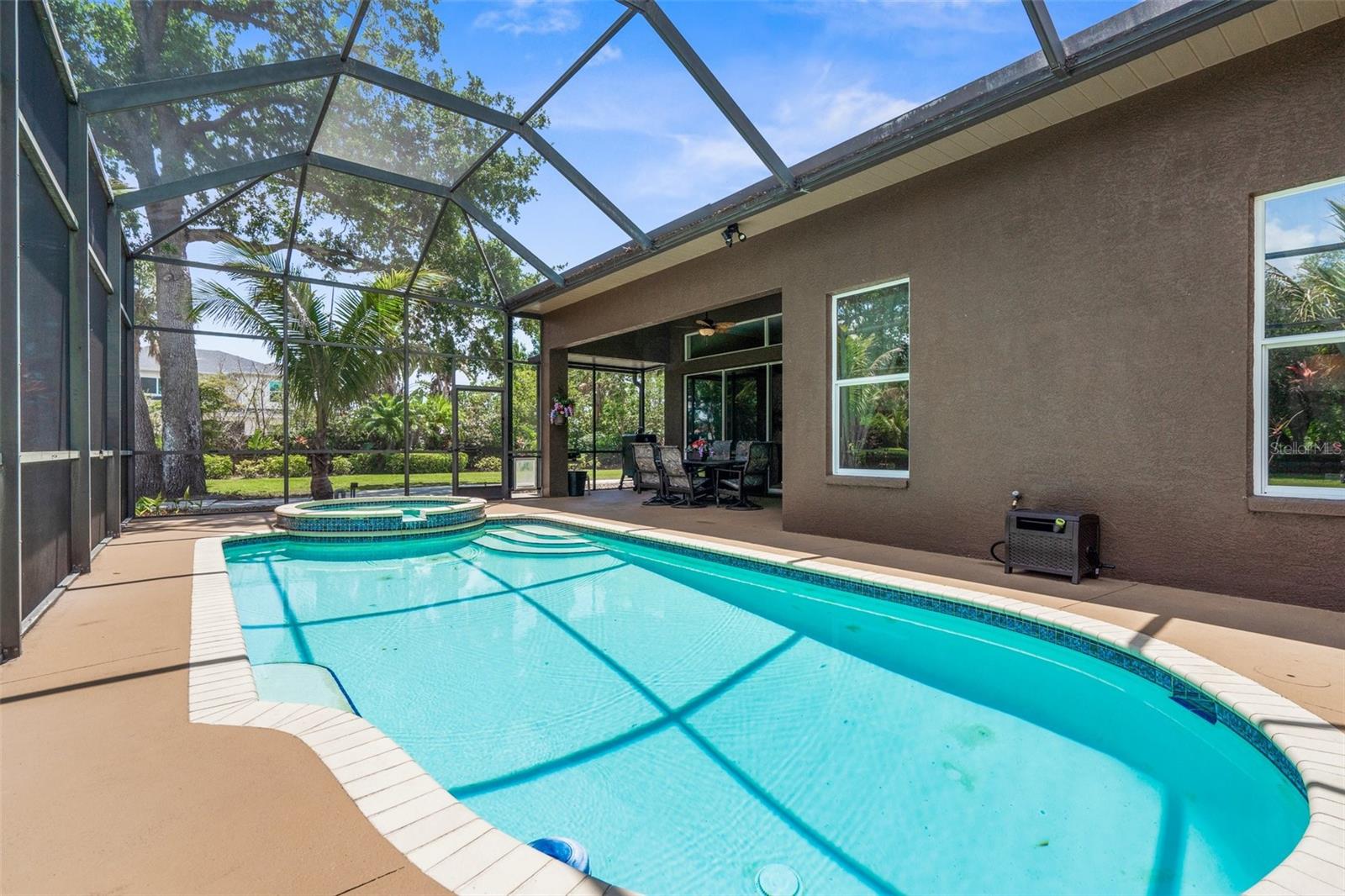 Image 36 of 98 For 3950 Pepper Lane