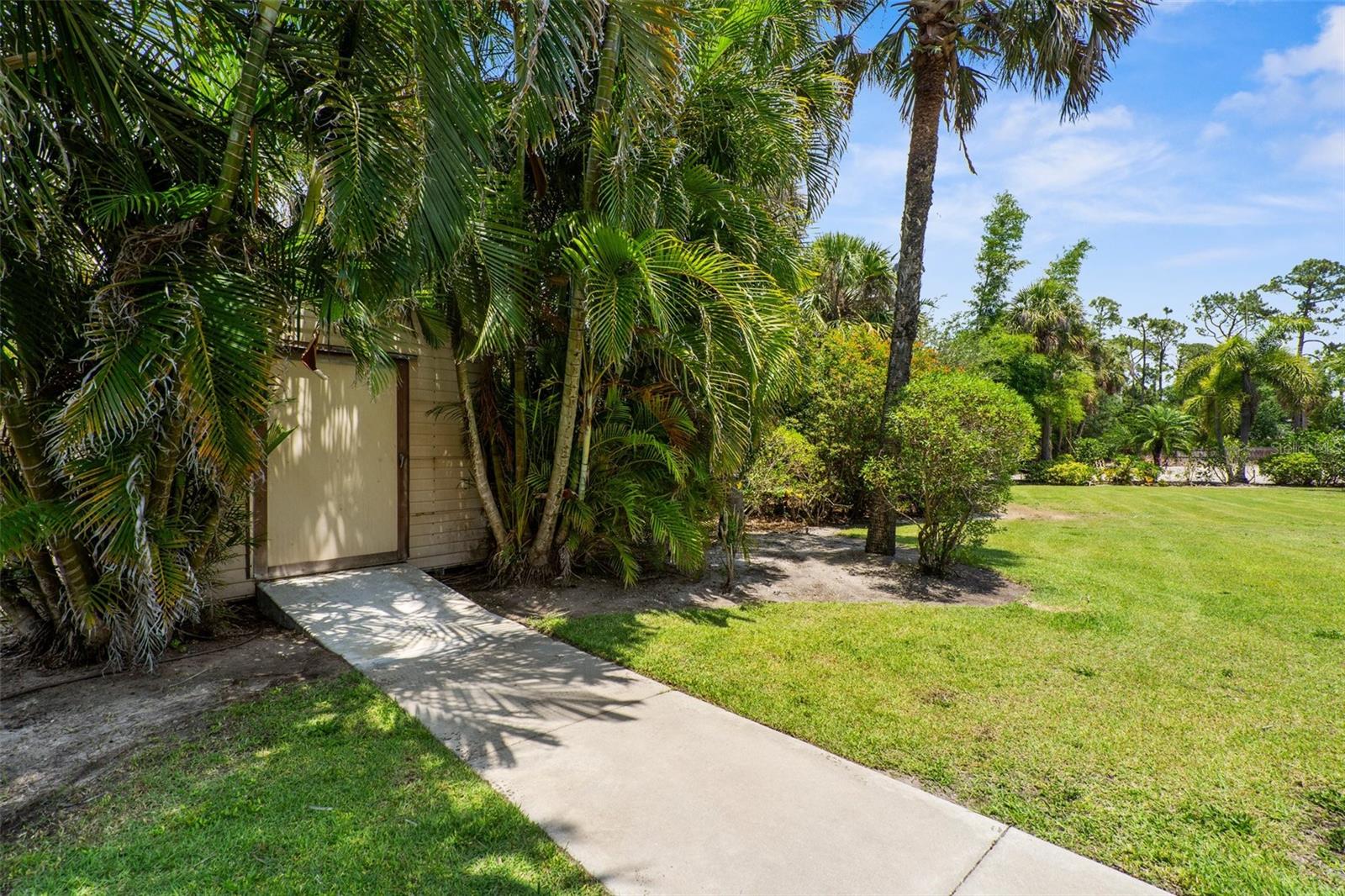 Image 41 of 98 For 3950 Pepper Lane