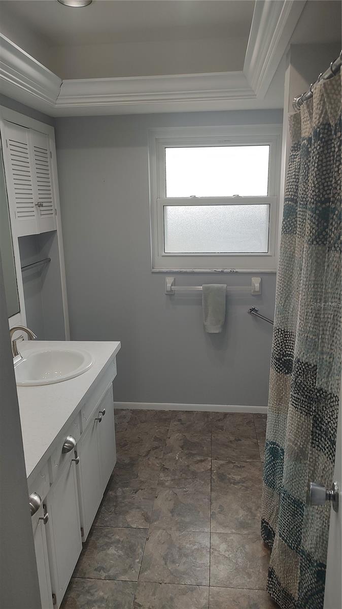Image 11 of 18 For 1001 Sandlewood Drive