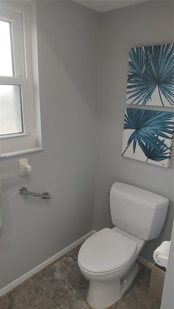 Image 12 of 18 For 1001 Sandlewood Drive