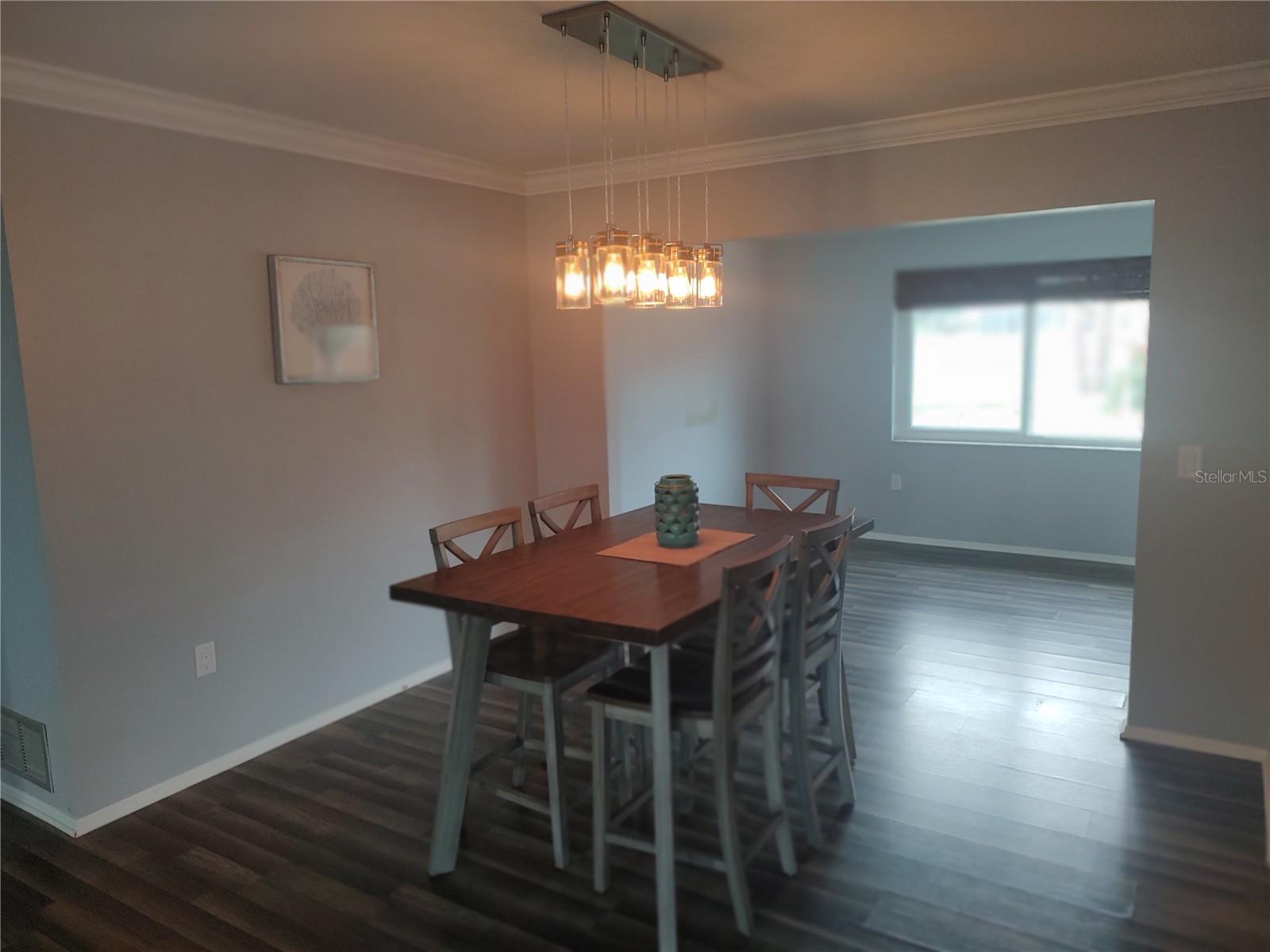 Image 3 of 18 For 1001 Sandlewood Drive