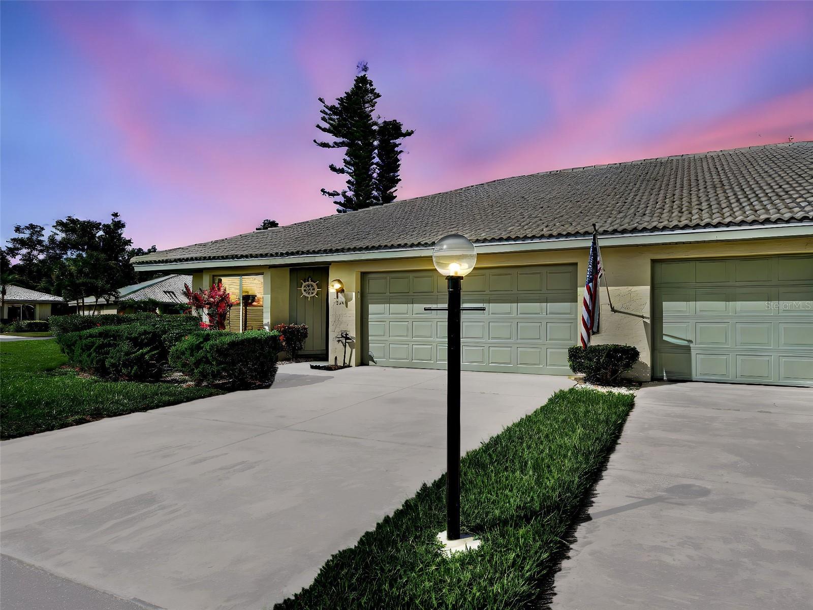 Image 4 of 76 For 3141 Heron Shores Drive