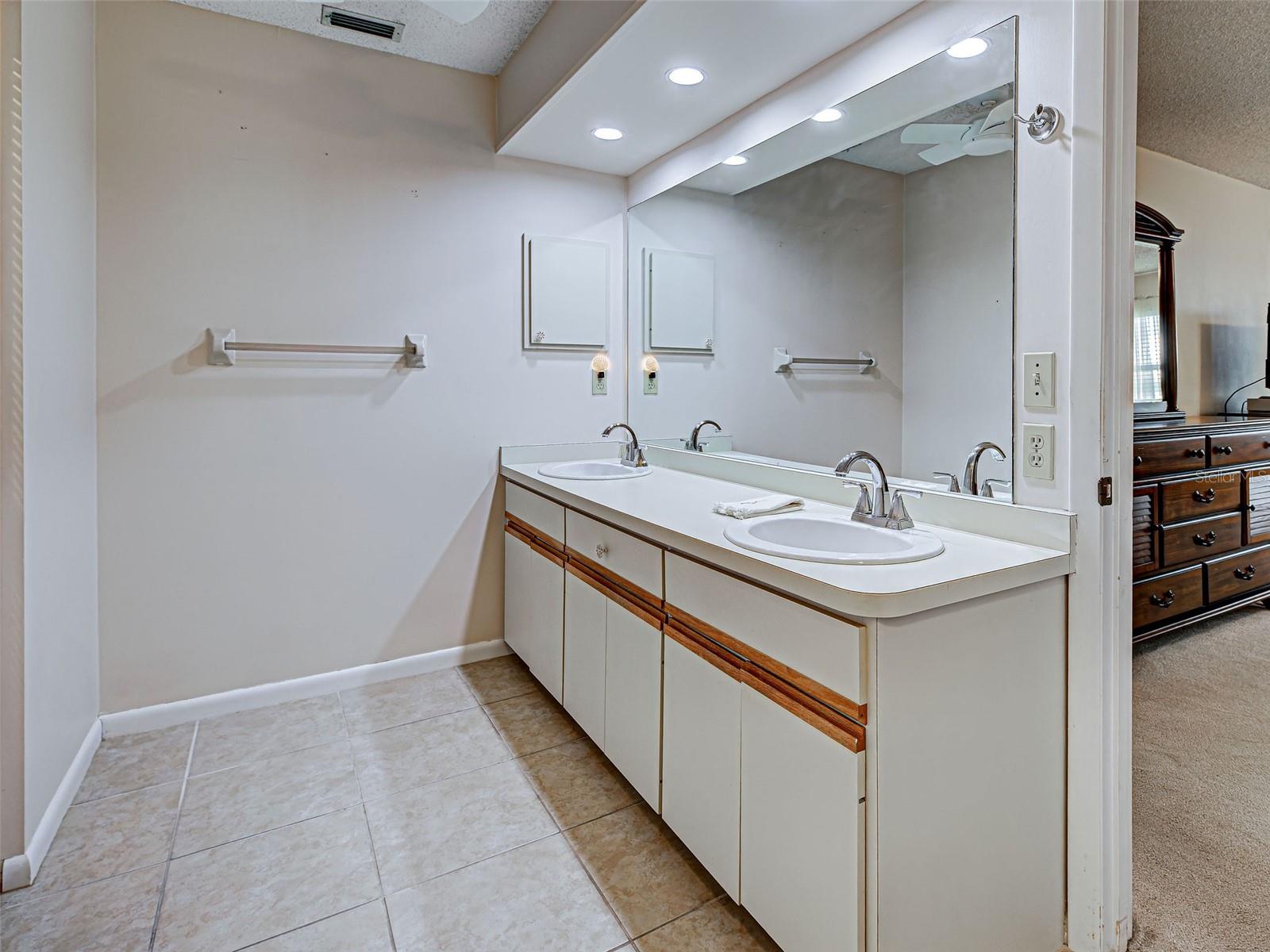 Image 48 of 76 For 3141 Heron Shores Drive