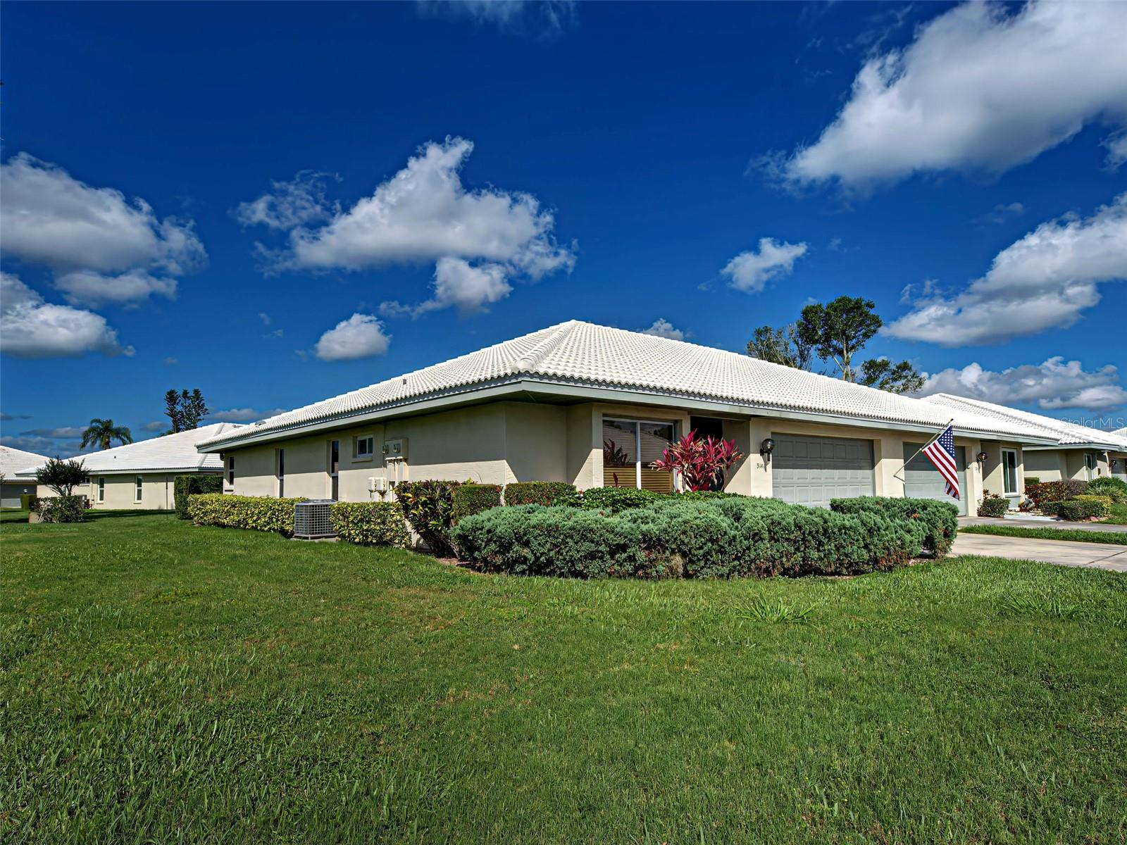Image 5 of 76 For 3141 Heron Shores Drive