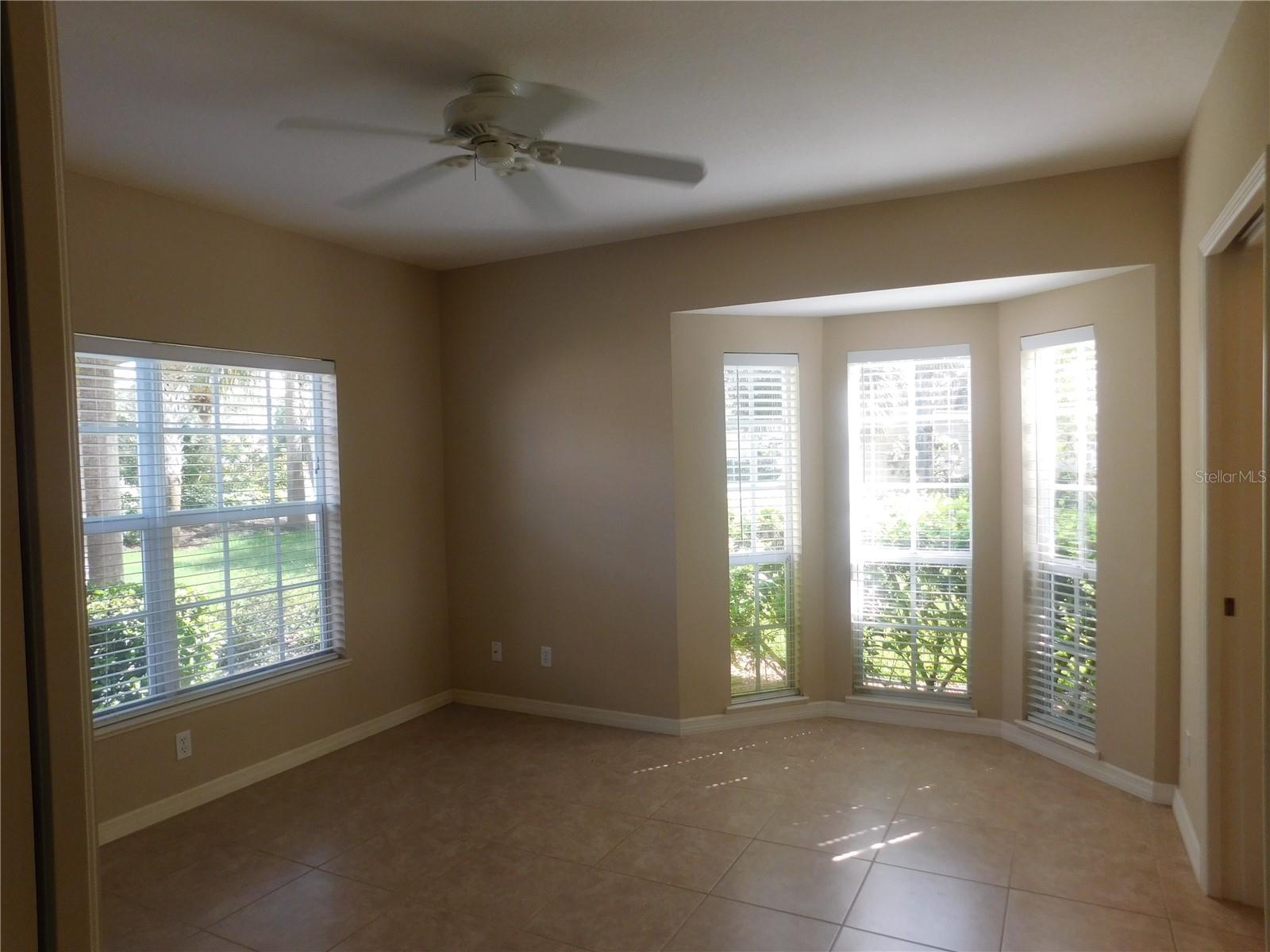Image 3 of 13 For 442 Sunset Lake Boulevard 101