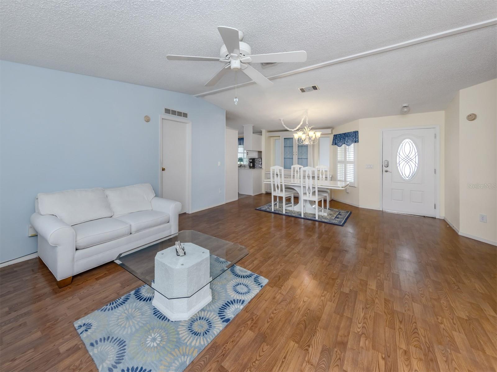 Image 10 of 75 For 485 Schooner Street