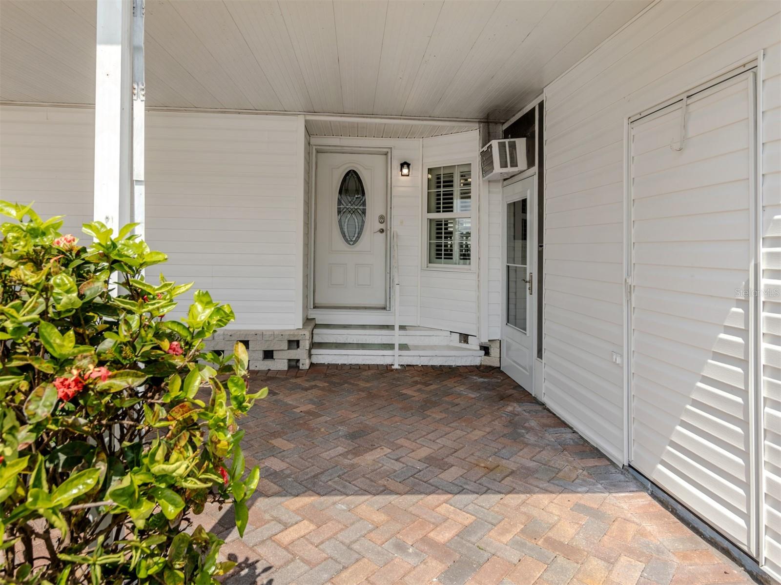 Image 6 of 75 For 485 Schooner Street