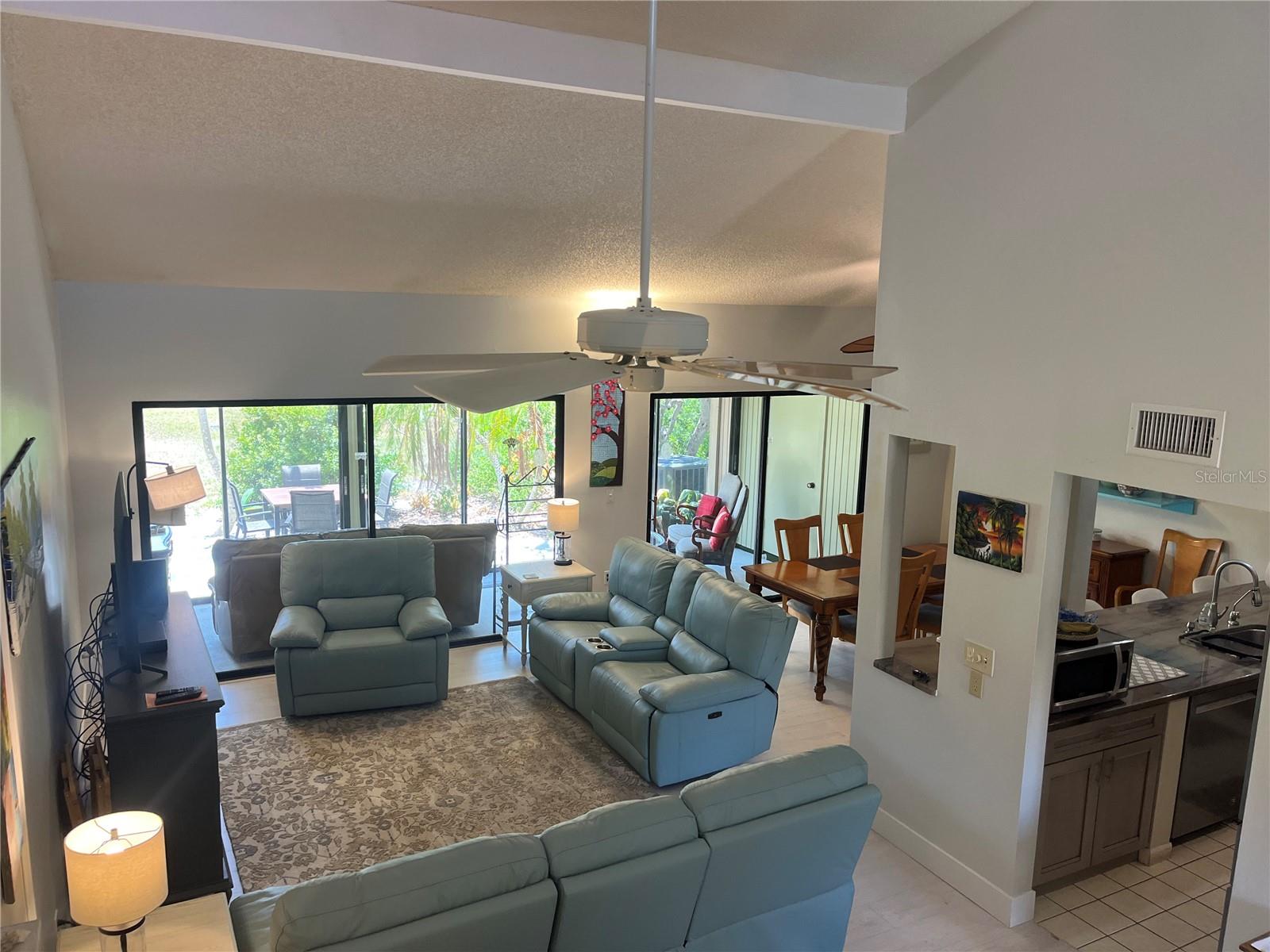 Image 18 of 31 For 650 Bird Bay Circle 8