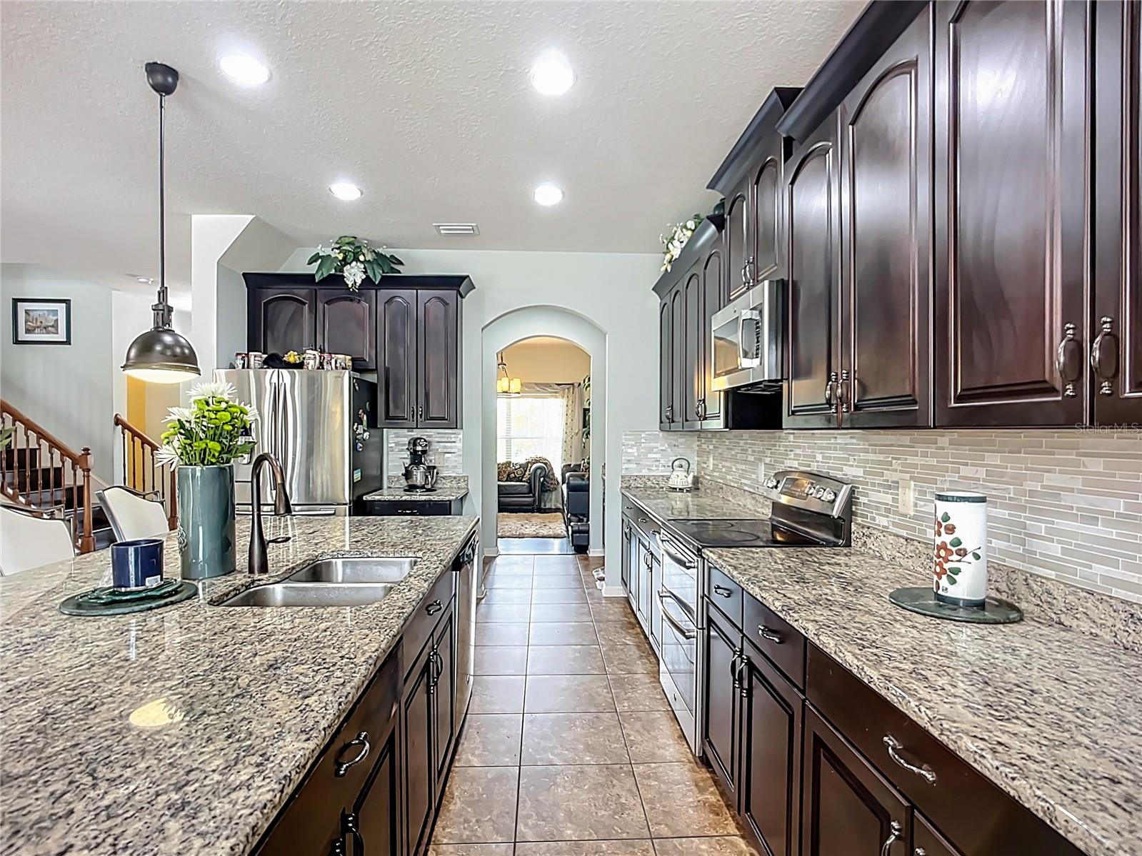 Image 29 of 93 For 9019 39th Street Cir E