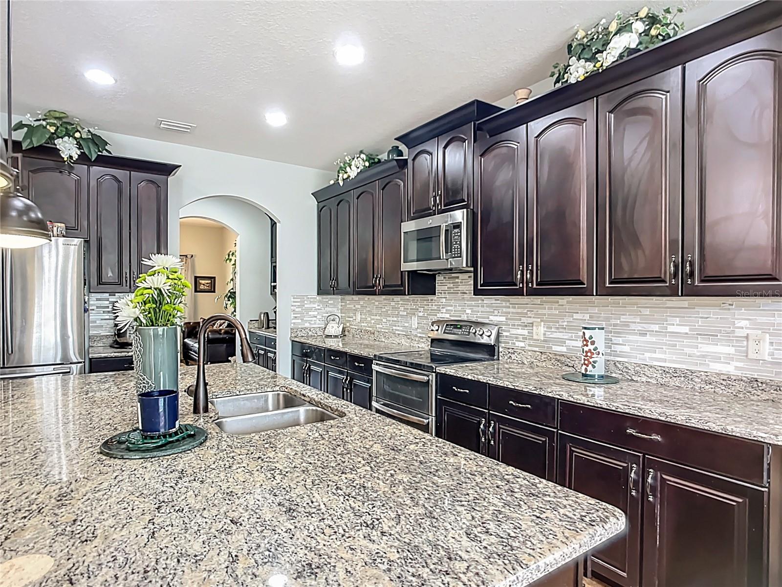 Image 30 of 93 For 9019 39th Street Cir E