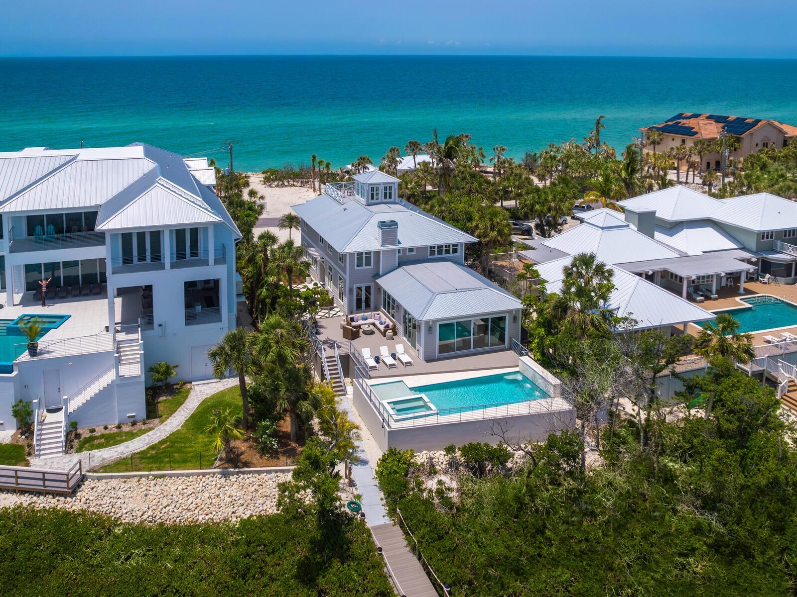 Listing photo id 1 for 3516 Casey Key Road
