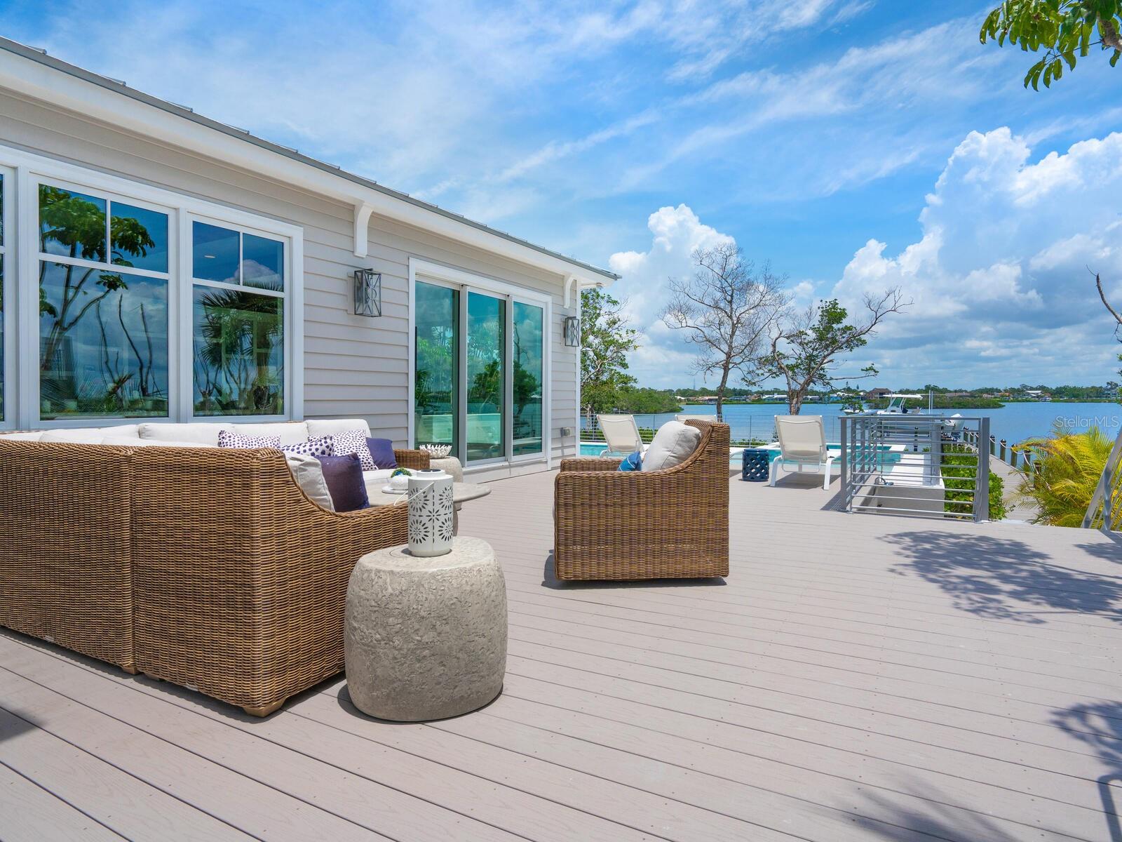 Listing photo id 48 for 3516 Casey Key Road