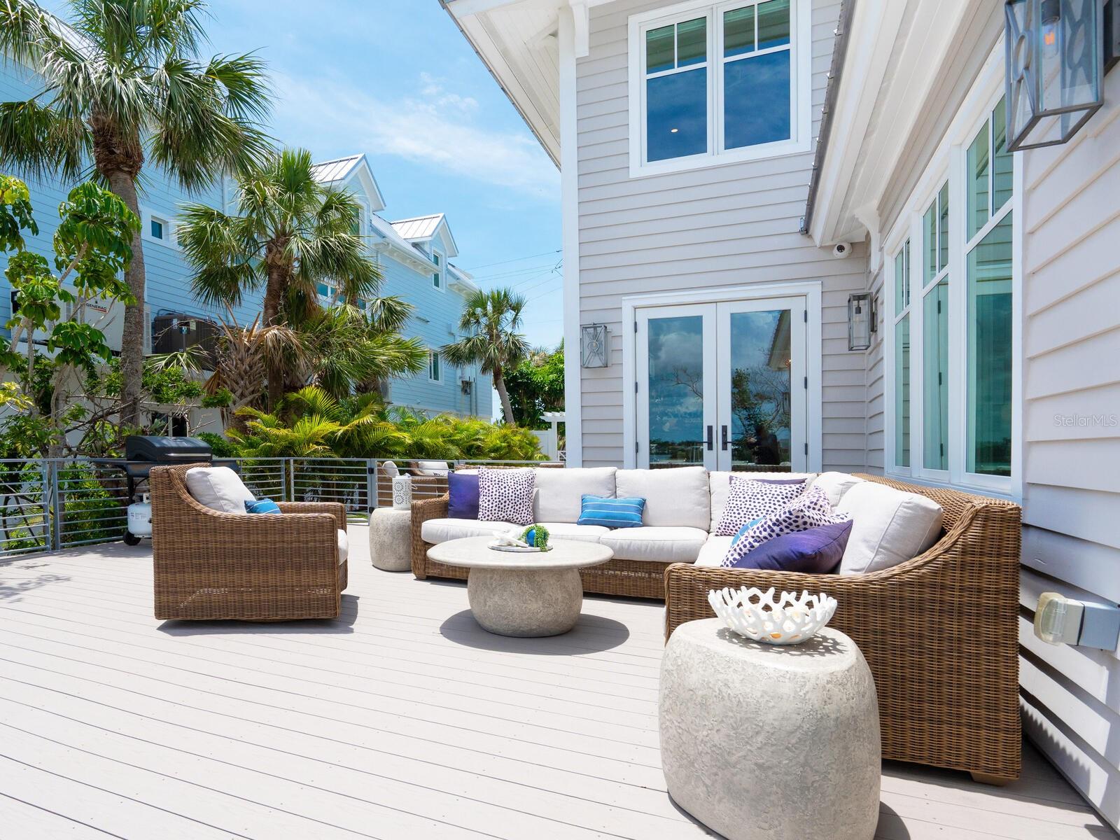 Listing photo id 49 for 3516 Casey Key Road