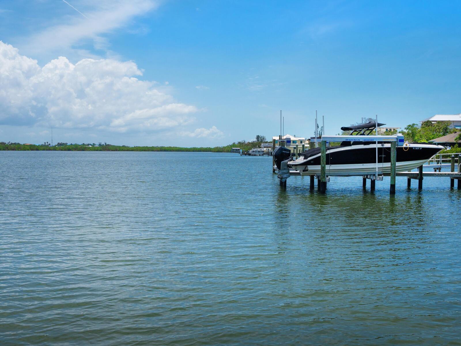 Listing photo id 55 for 3516 Casey Key Road
