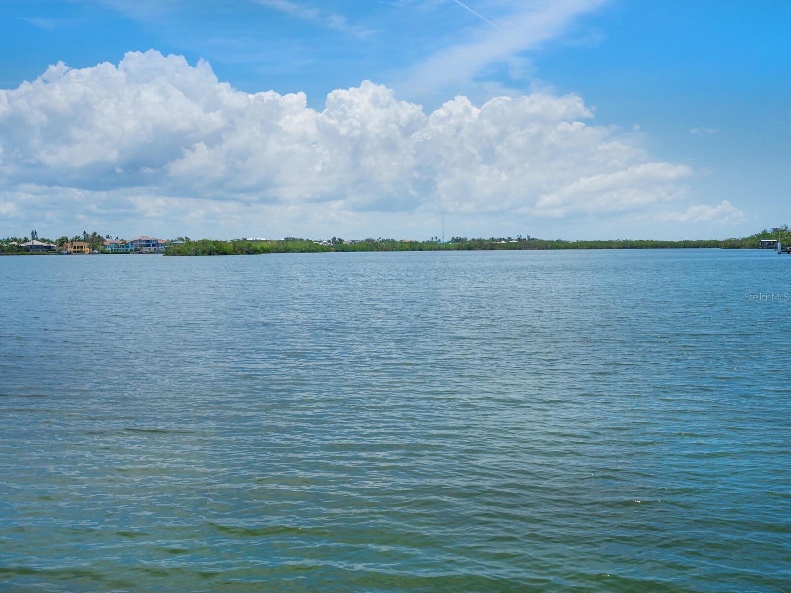 Listing photo id 56 for 3516 Casey Key Road