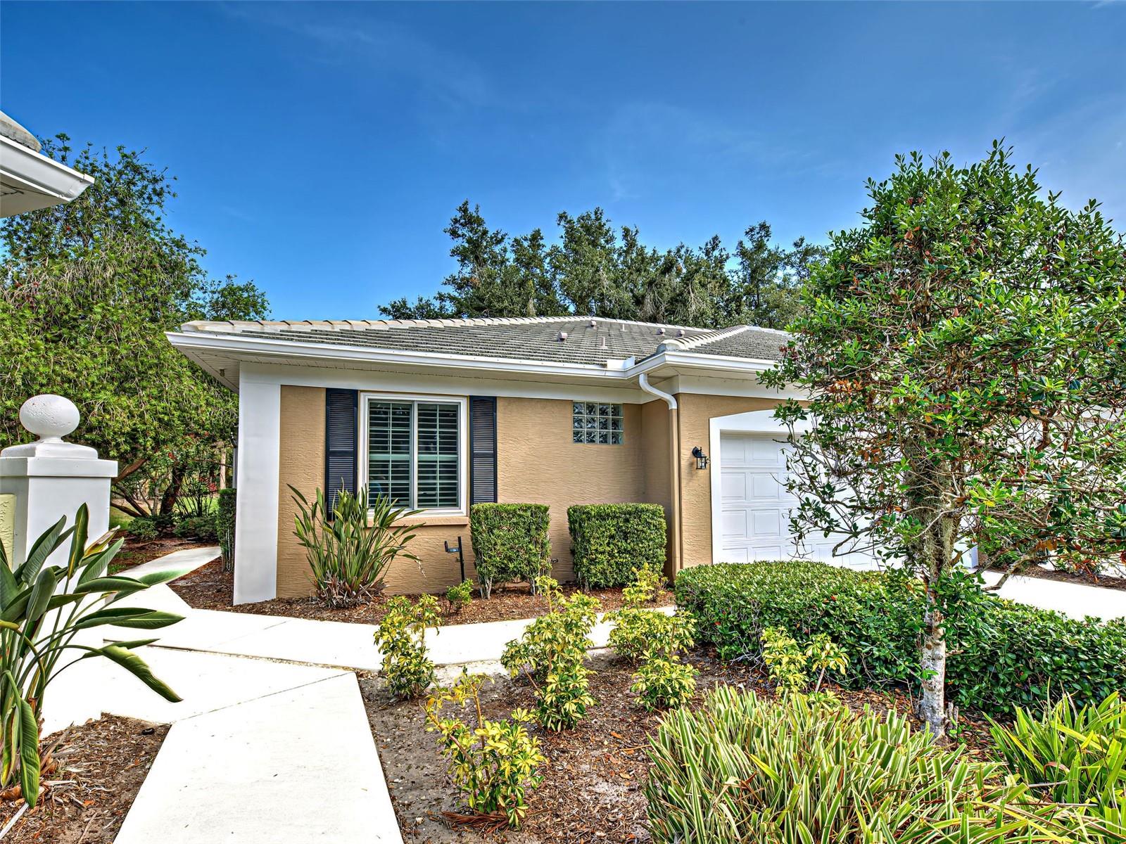 Details for 912 Barclay Court, VENICE, FL 34293