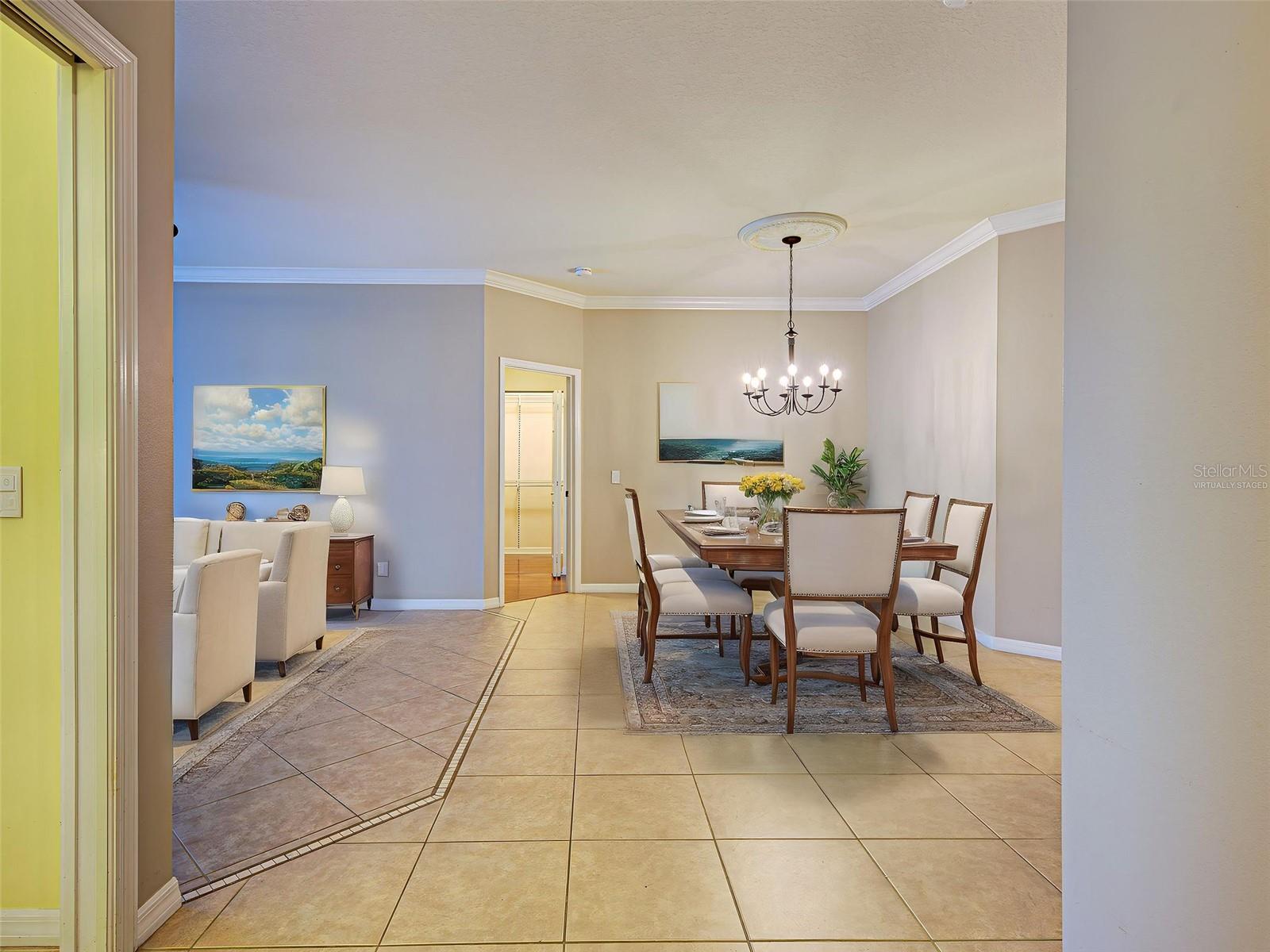 Image 10 of 54 For 912 Barclay Court