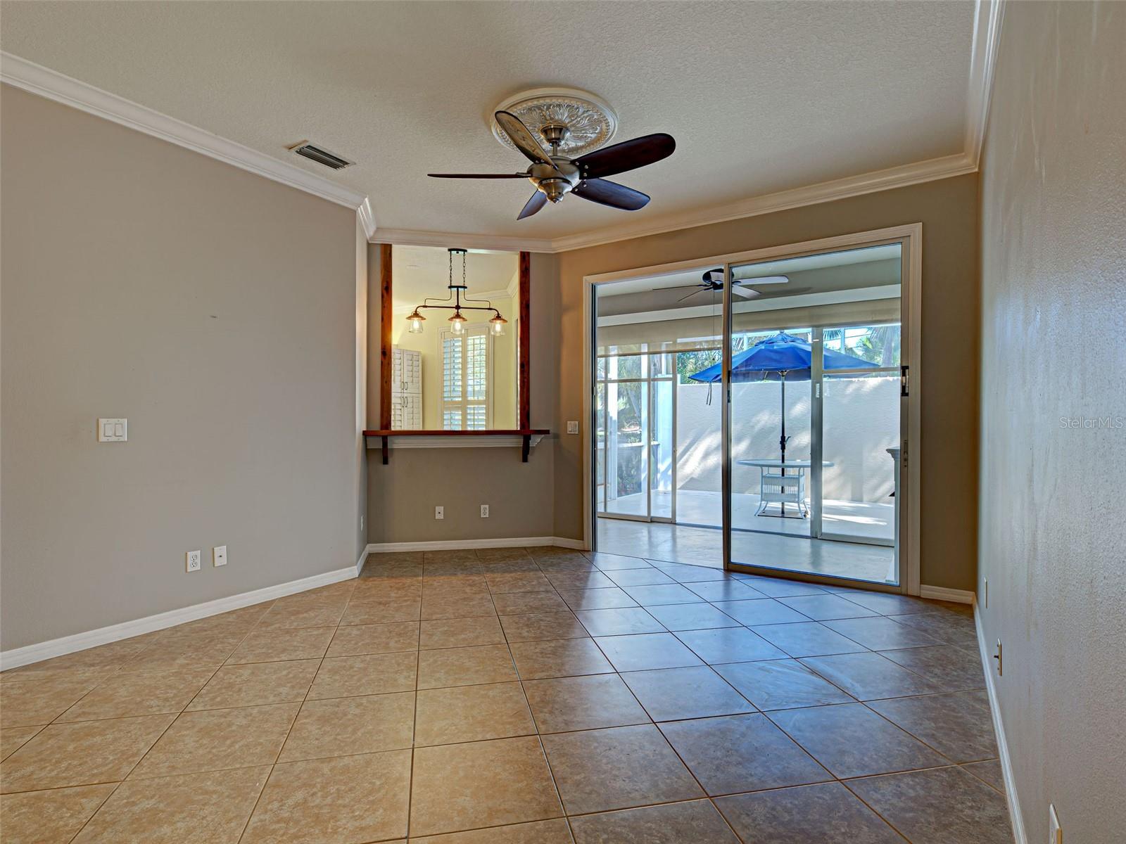 Image 15 of 54 For 912 Barclay Court