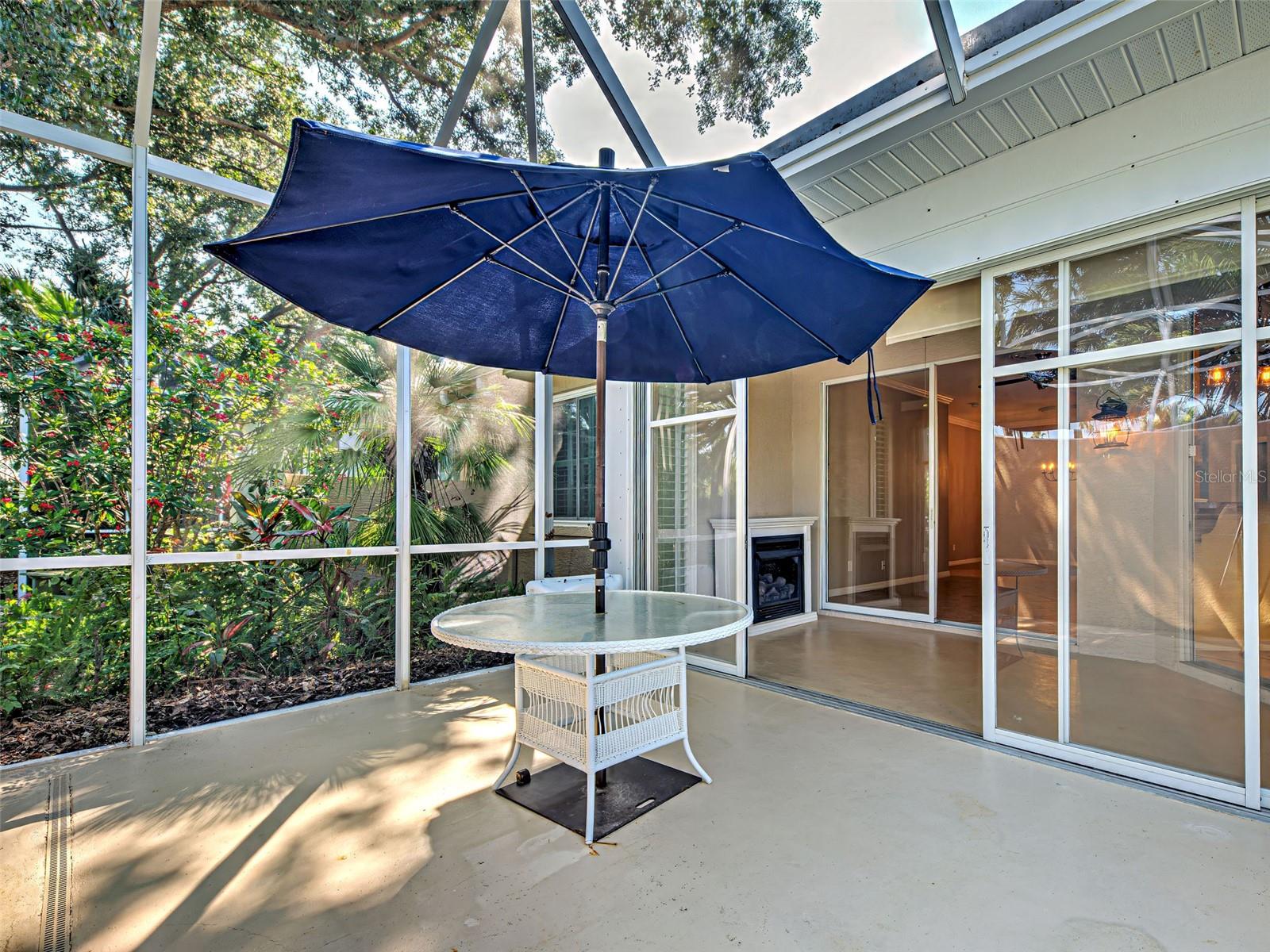 Image 41 of 54 For 912 Barclay Court