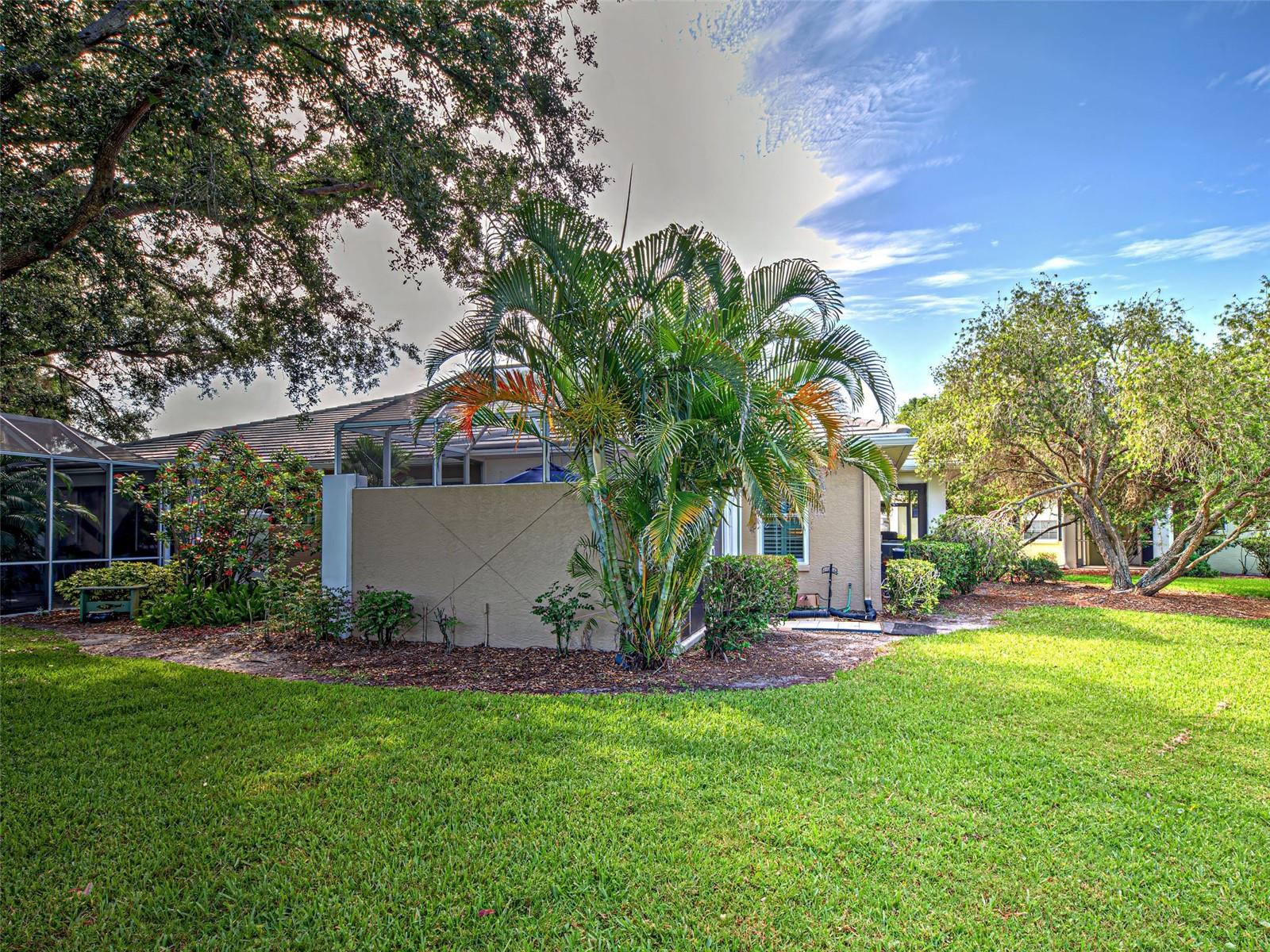 Image 46 of 54 For 912 Barclay Court