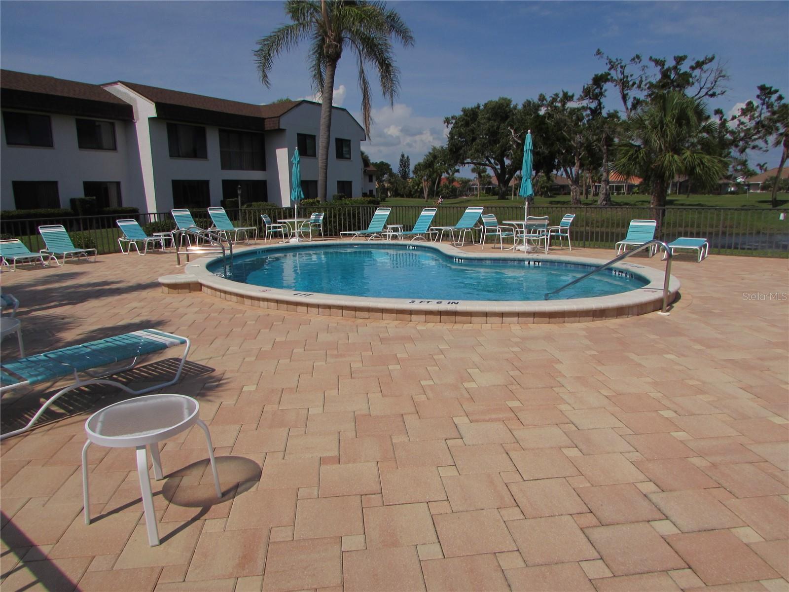 Image 18 of 46 For 800 Capri Isles Boulevard 124