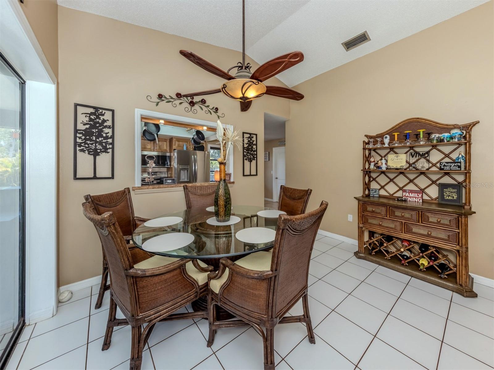 Image 11 of 45 For 2331 Mission Valley Boulevard