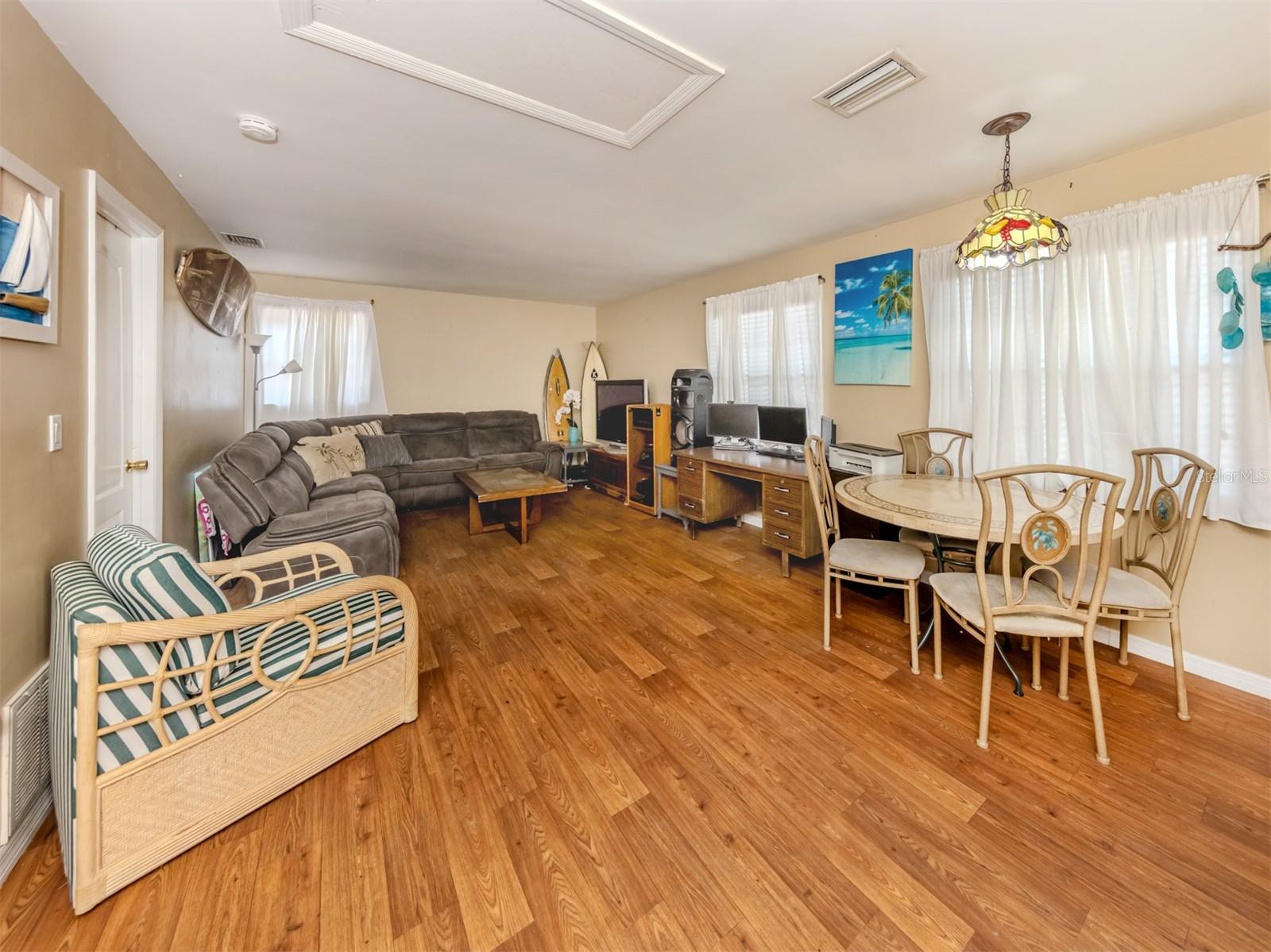 Image 24 of 45 For 2331 Mission Valley Boulevard