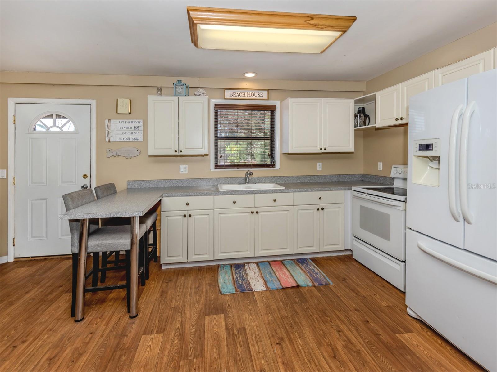 Image 26 of 45 For 2331 Mission Valley Boulevard