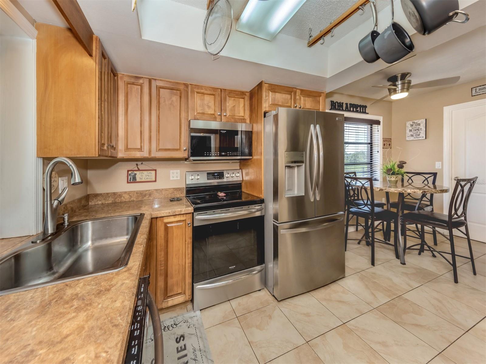 Image 7 of 45 For 2331 Mission Valley Boulevard