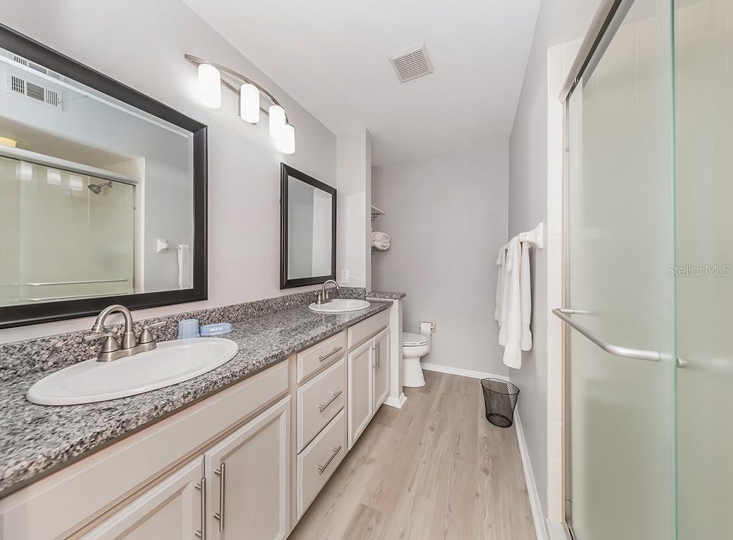 Image 18 of 63 For 421 Cerromar Terrace 471