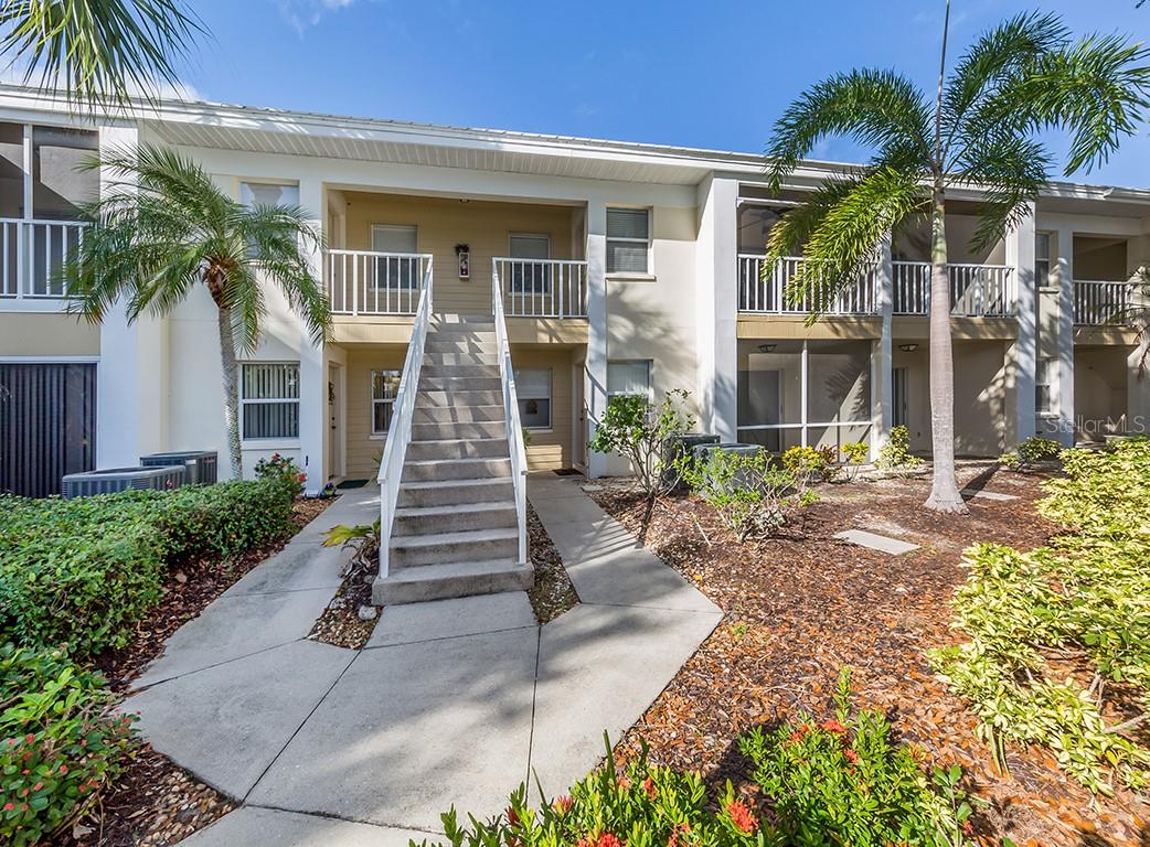 Image 2 of 63 For 421 Cerromar Terrace 471