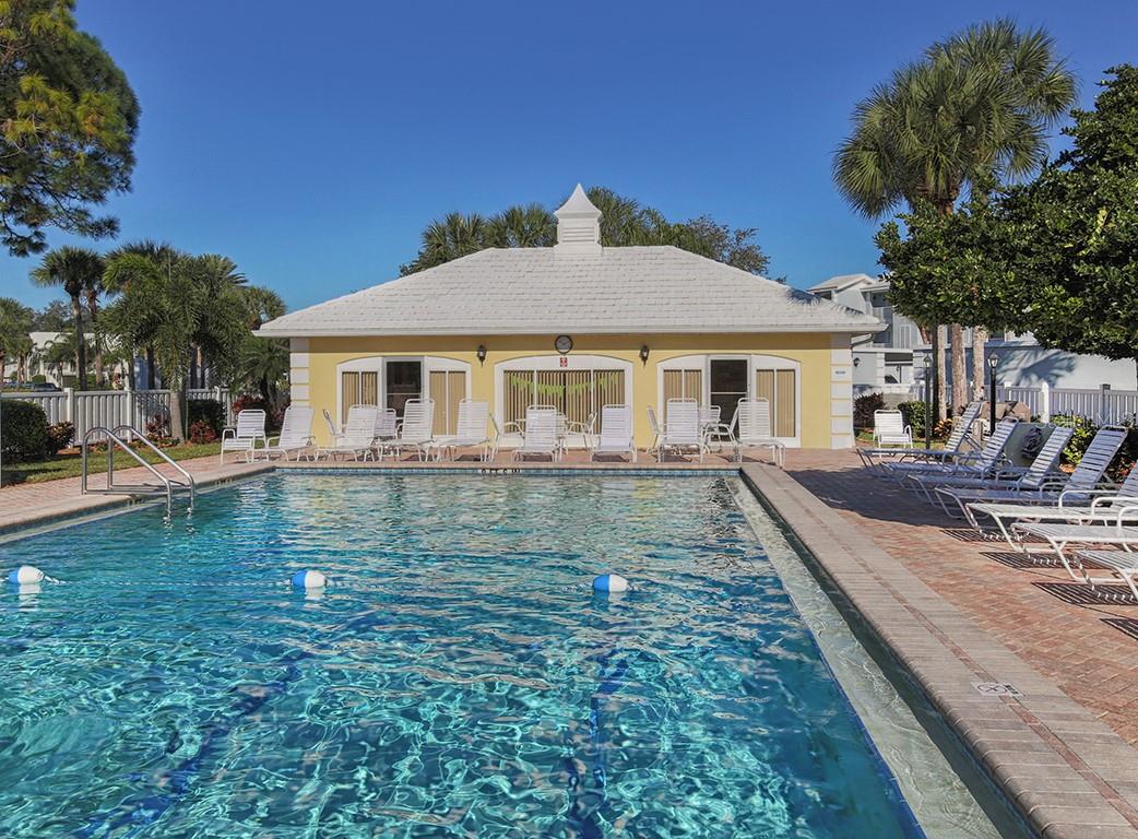 Image 36 of 63 For 421 Cerromar Terrace 471