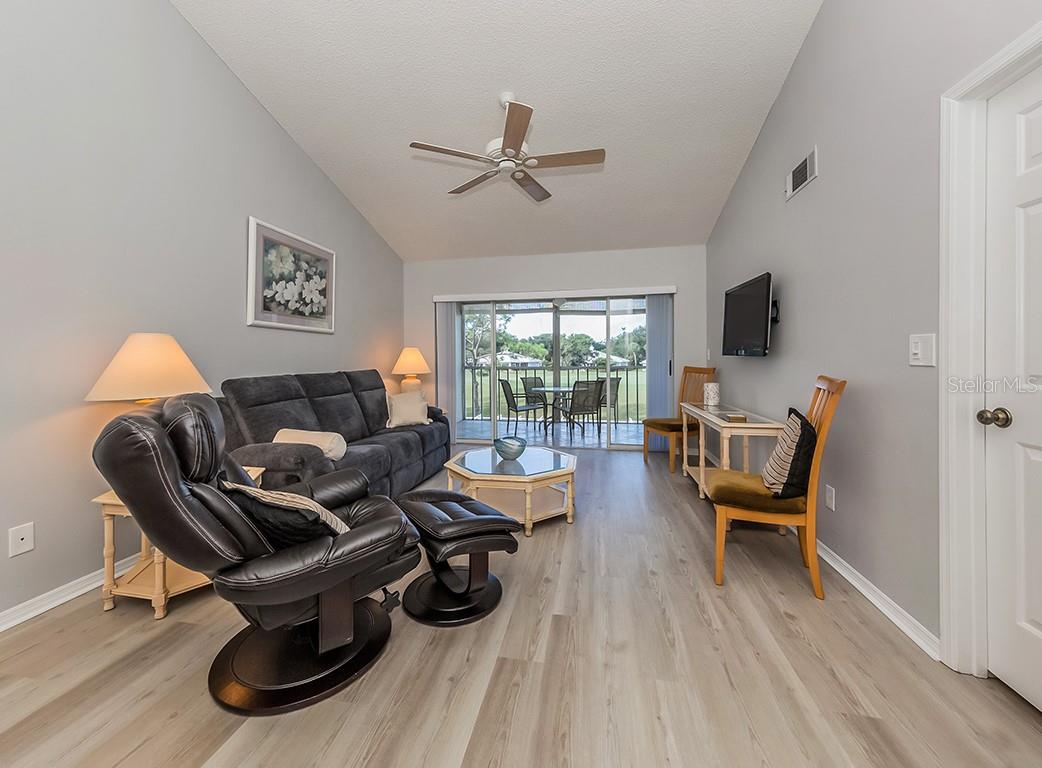 Image 6 of 63 For 421 Cerromar Terrace 471