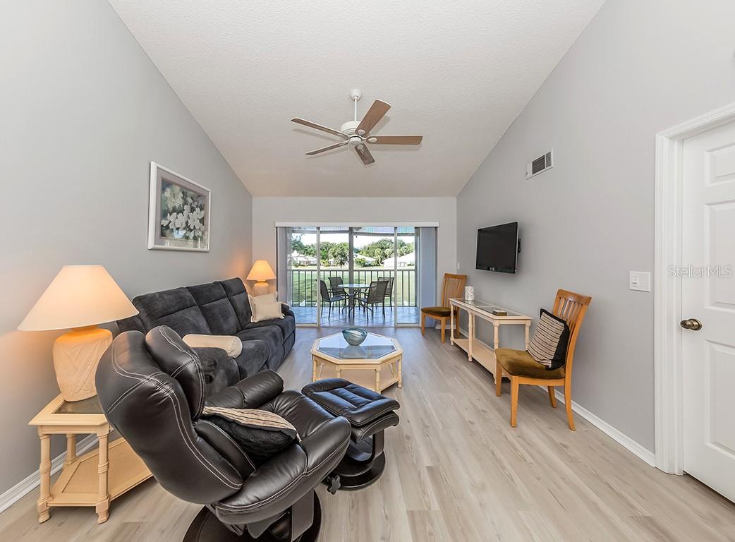 Image 8 of 63 For 421 Cerromar Terrace 471