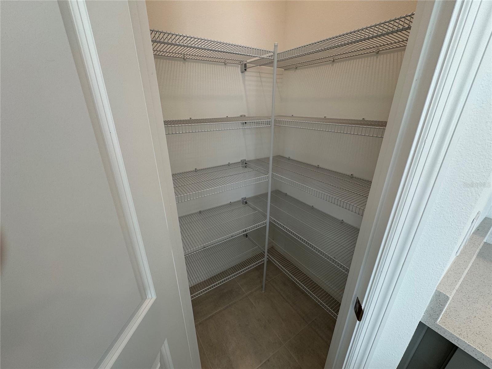 Image 6 of 27 For 11804 Glenside Terrace