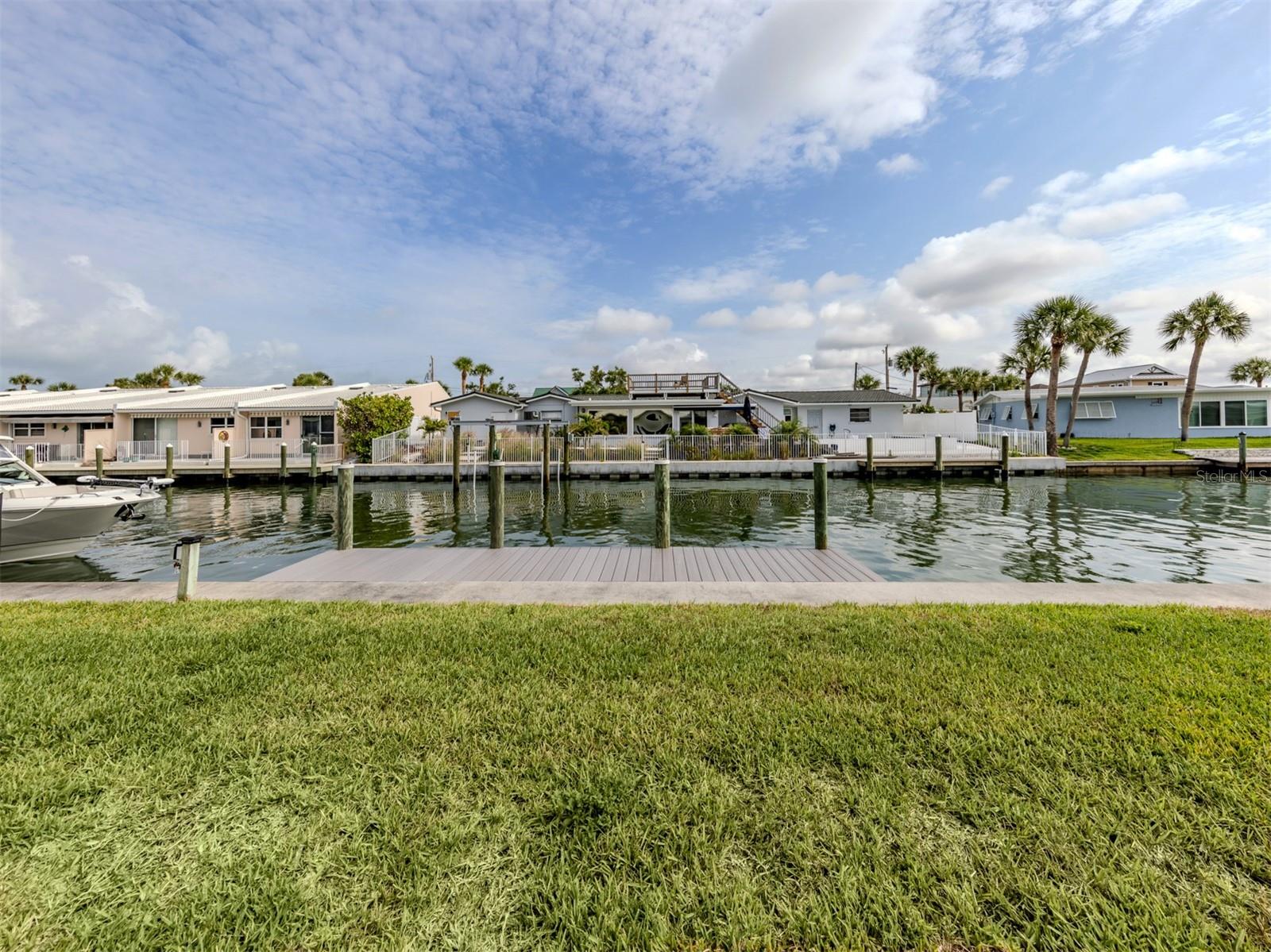 Details for 832 Whitecap Circle 5, VENICE, FL 34285