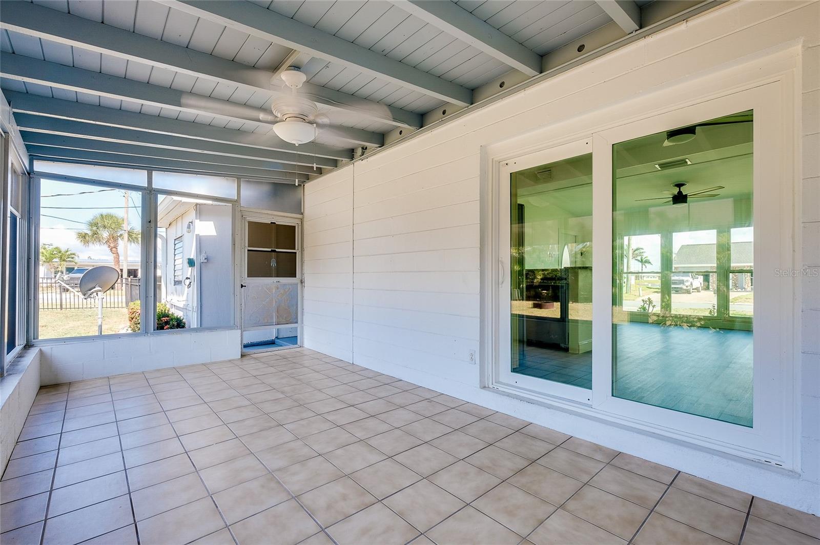 Image 32 of 45 For 140 Poinsettia Circle Ne