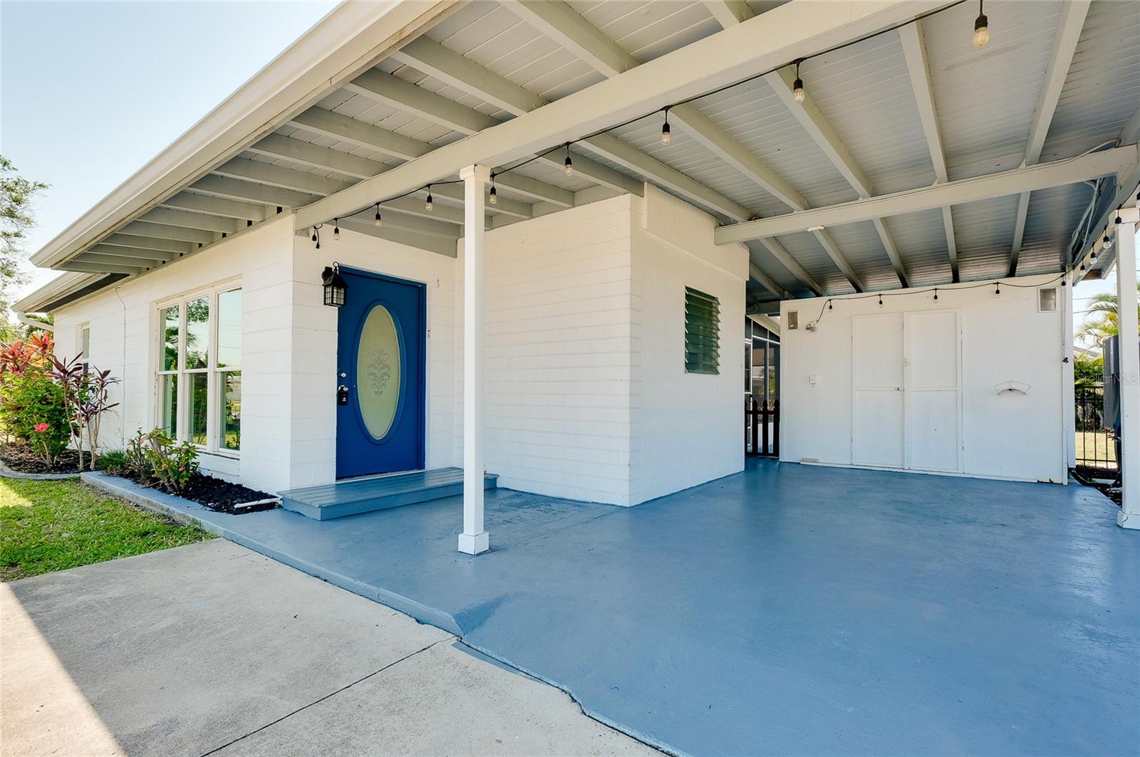 Image 39 of 45 For 140 Poinsettia Circle Ne