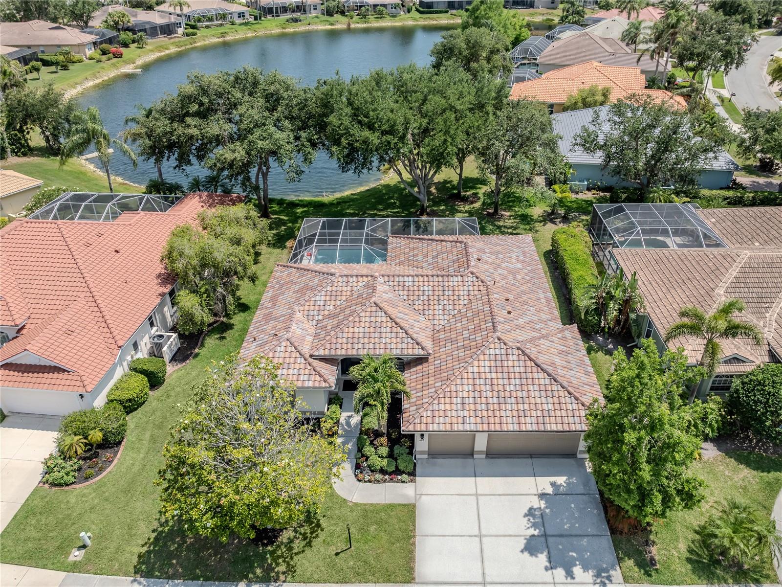 Image 2 of 60 For 463 Park Trace Boulevard