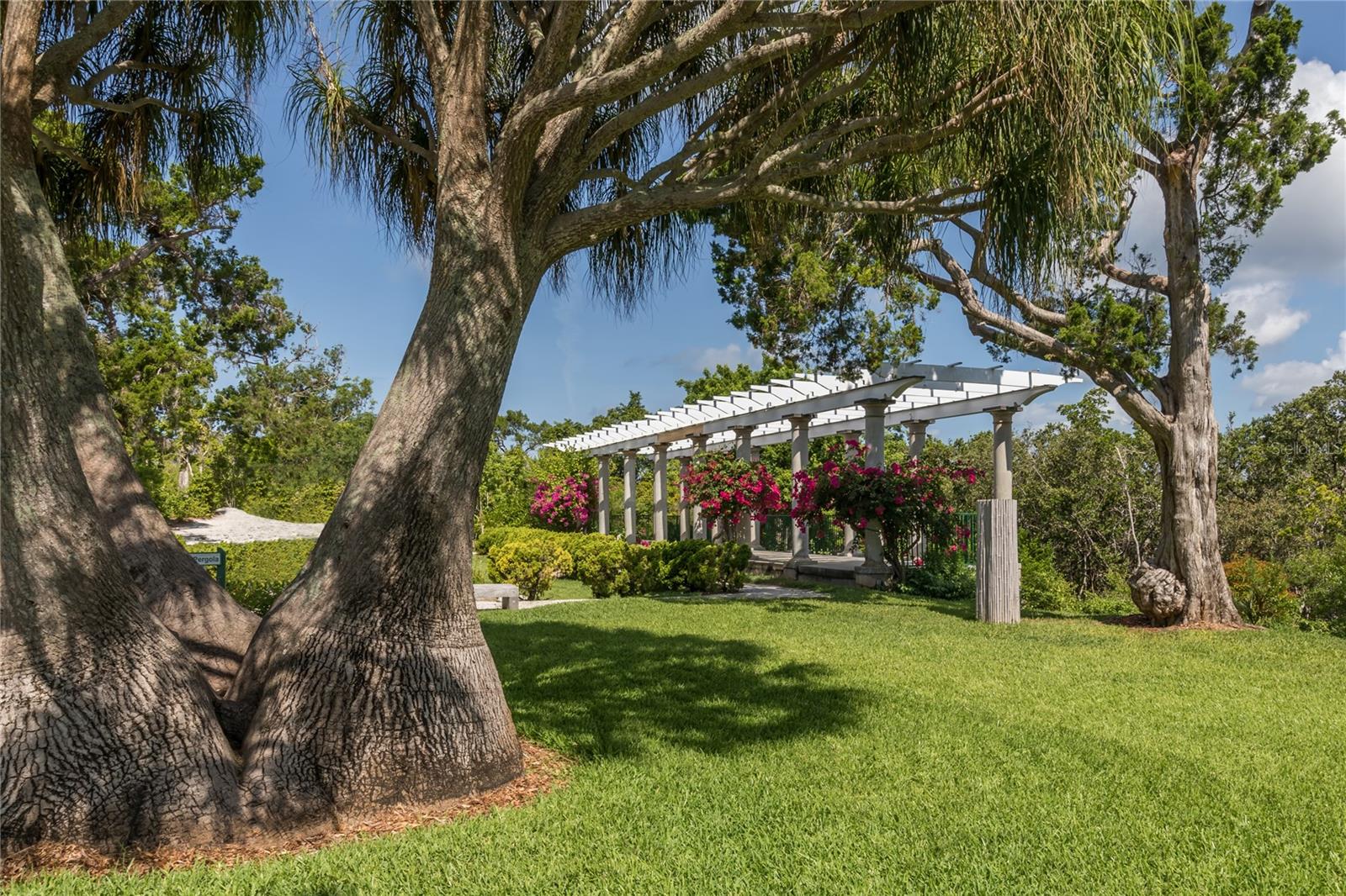 Image 45 of 60 For 463 Park Trace Boulevard