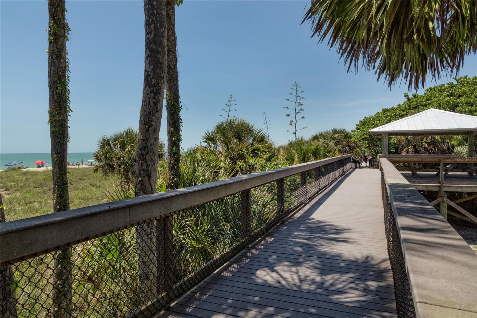 Image 50 of 60 For 463 Park Trace Boulevard