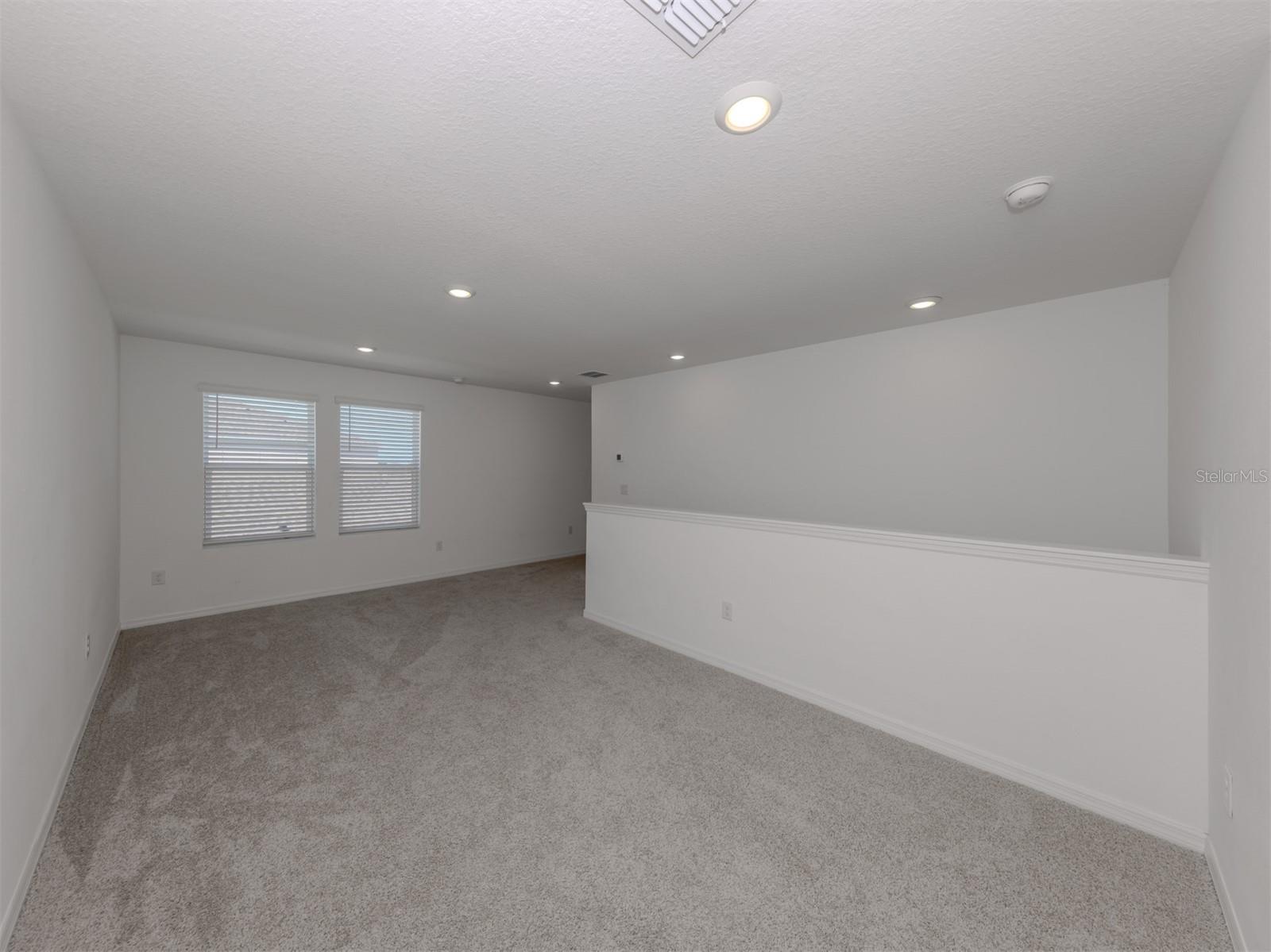 Image 21 of 37 For 11228 Fieldstone Drive