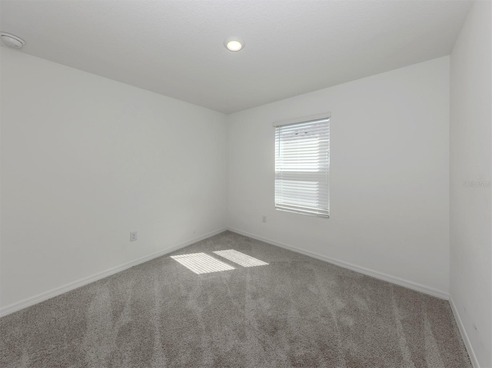 Image 26 of 37 For 11228 Fieldstone Drive
