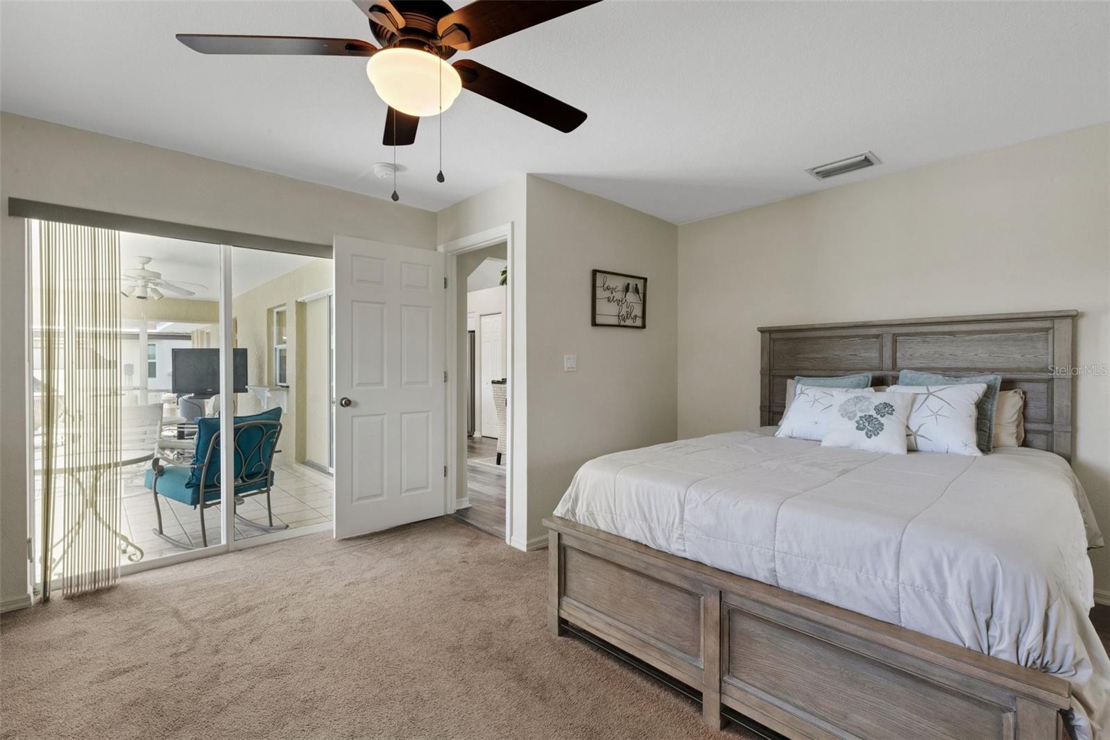 Image 19 of 51 For 25509 Arequipa Drive