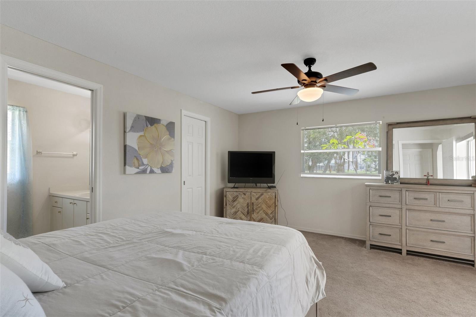 Image 21 of 51 For 25509 Arequipa Drive
