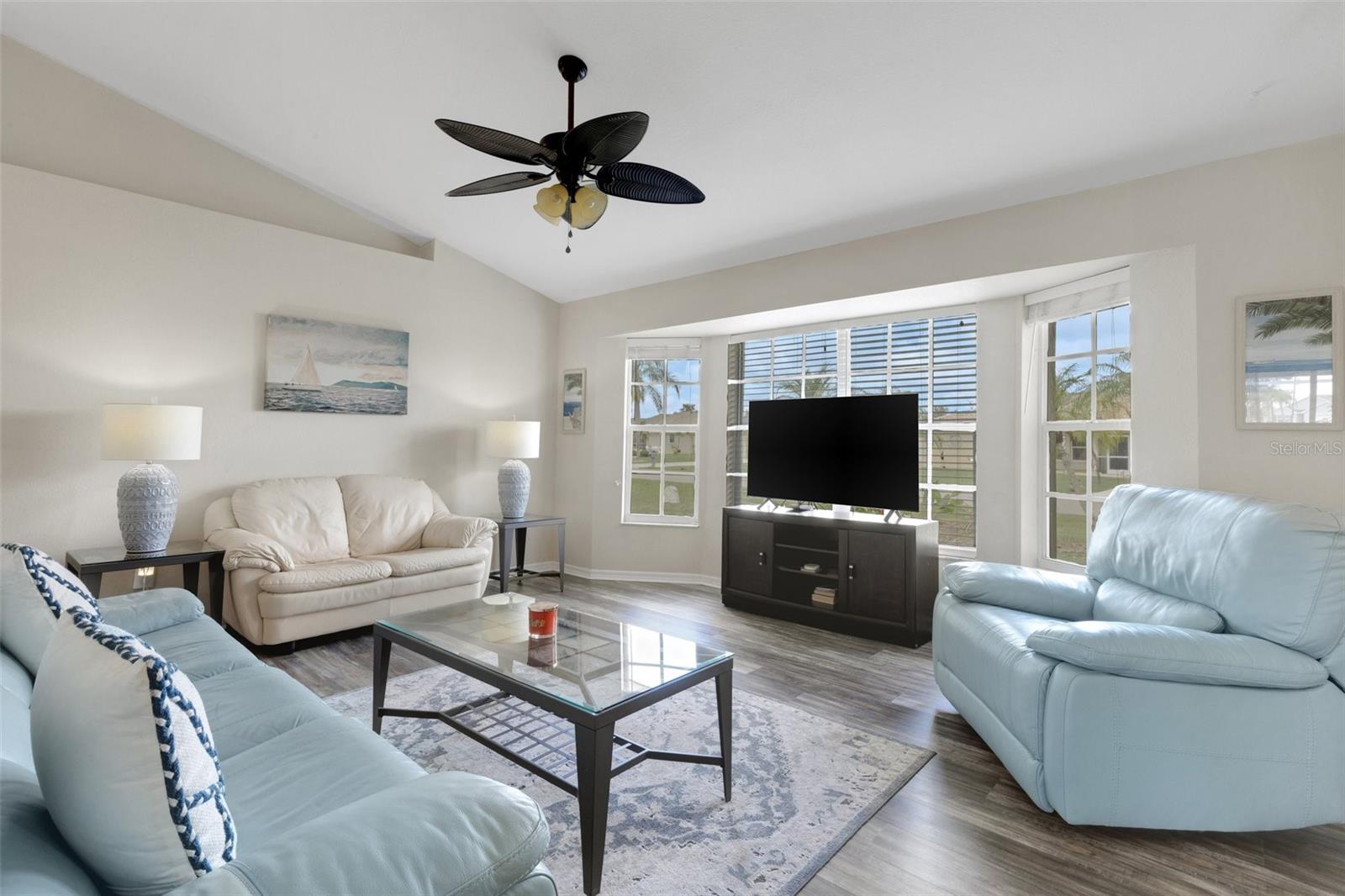 Image 4 of 51 For 25509 Arequipa Drive